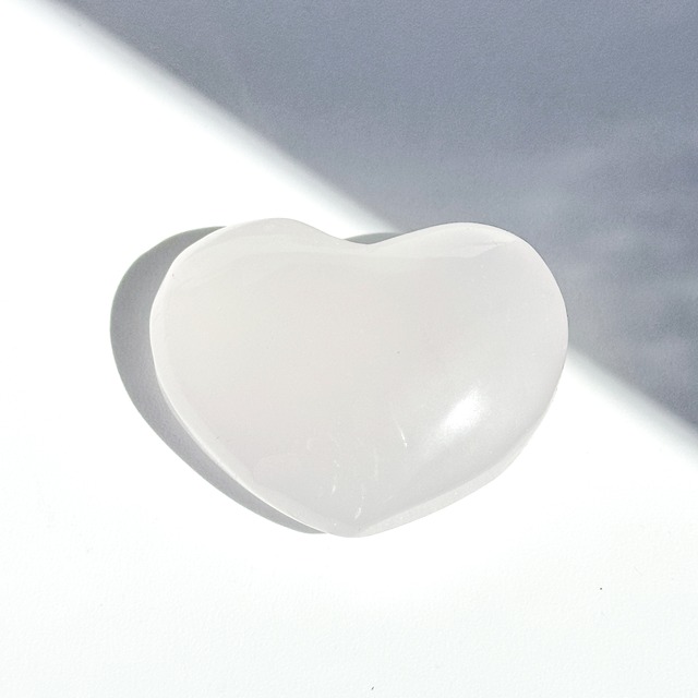 ぷるぷる♡モザンビーク産ローズクォーツ ハート型14◇ Rose Quartz ◇天然石・鉱物・パワーストーン・インテリア