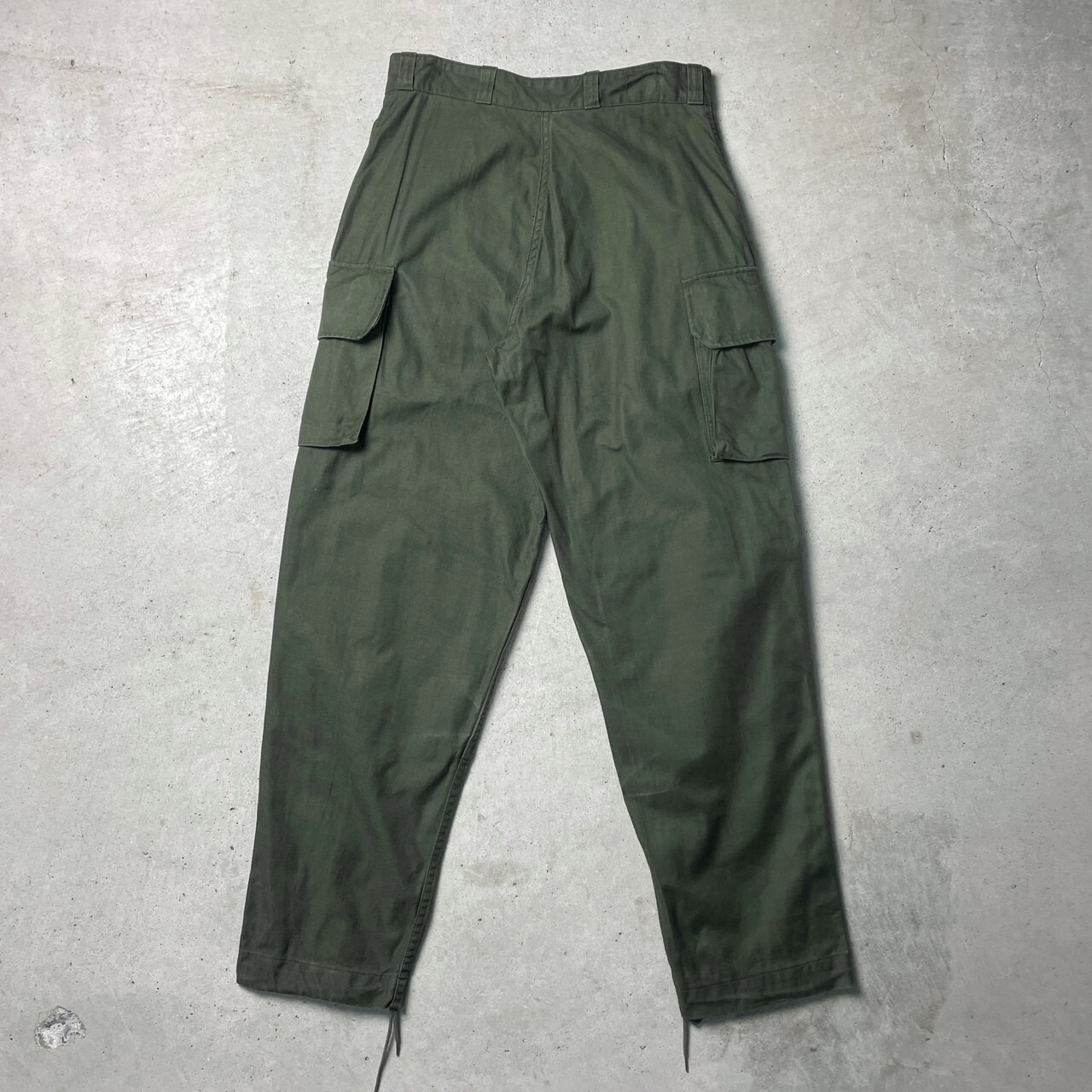レアモデル 〜70年代 フランス軍 M-64 カーゴパンツ コットンツイル 