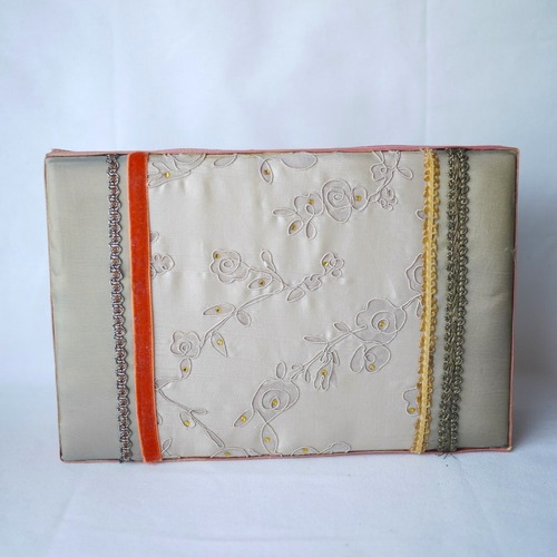 カルトナージュ　サテンとブレード　マルチボックス　ドイツ