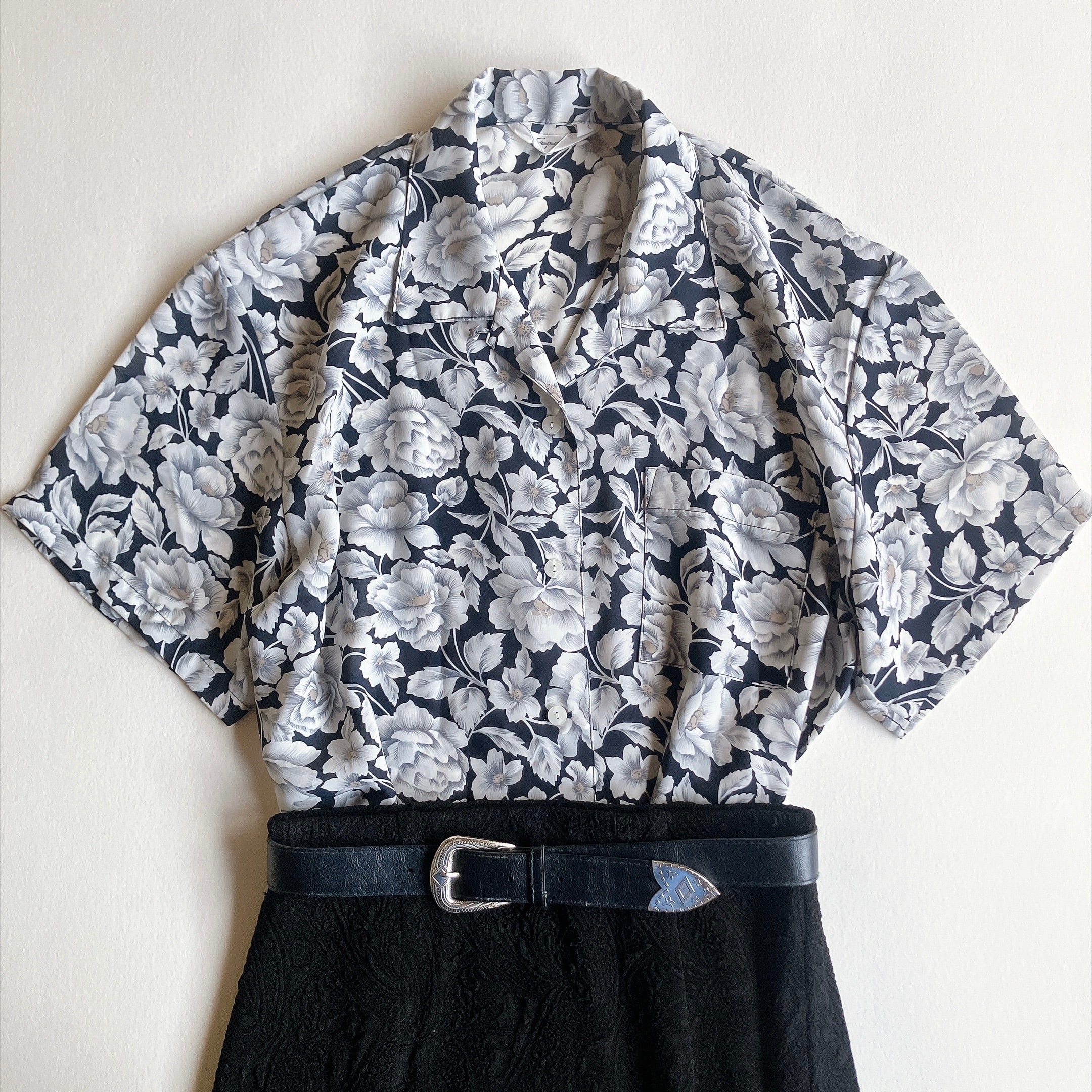 used レトロ ハンガリー刺繍 古着 トップス ヴィンテージ vintage トップス | 古着屋mojo