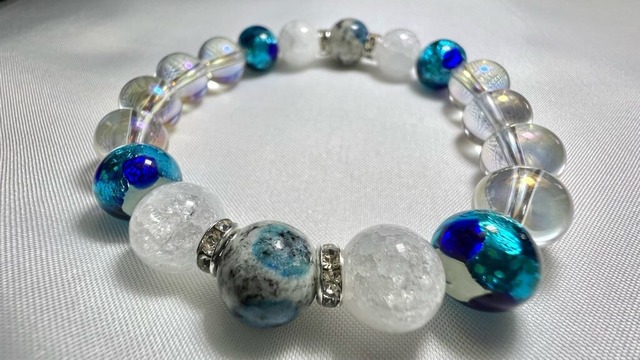 宇宙意識と繋がるインスピレーションと浄化のブレスレット（10mm珠バージョン）