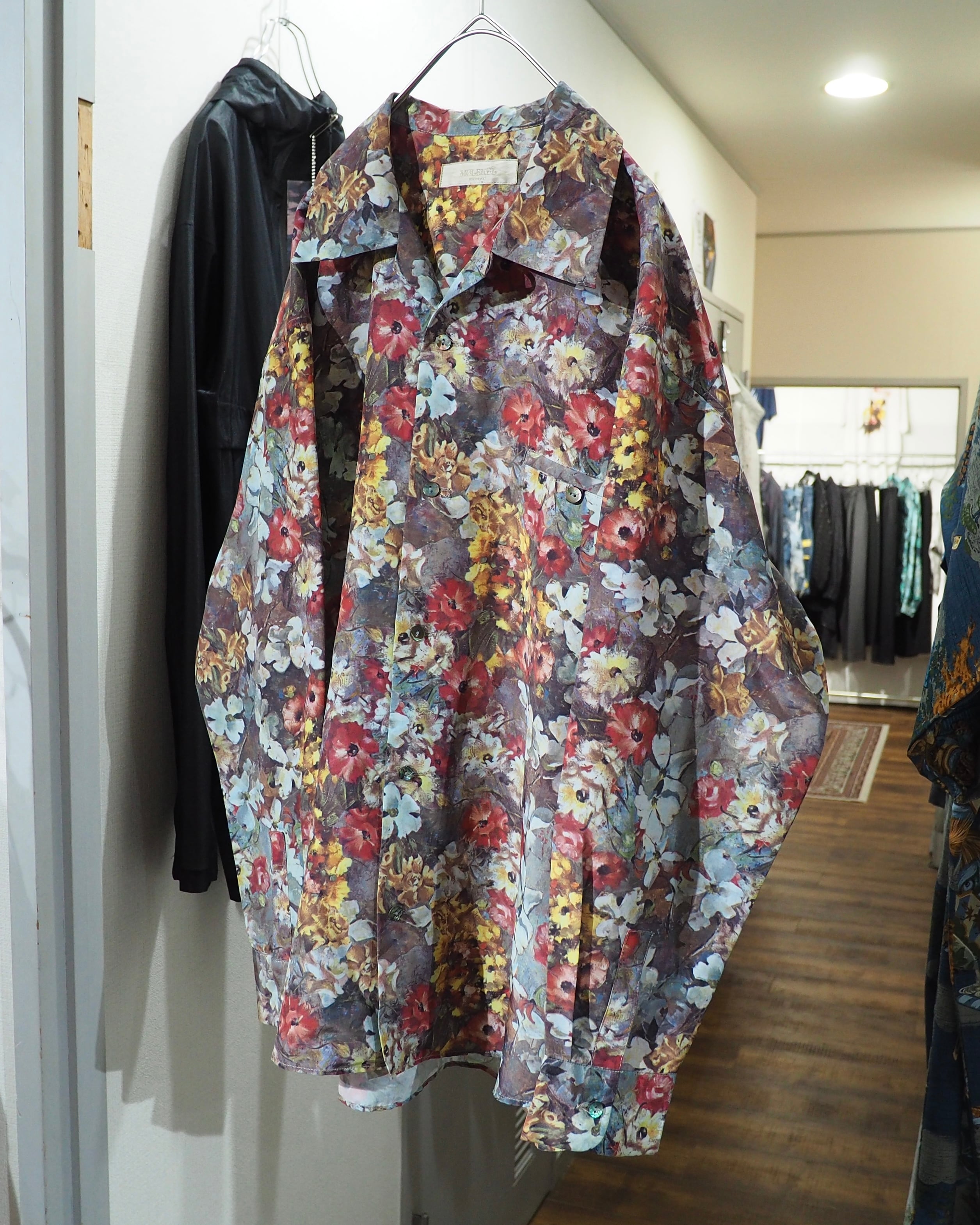 Beautiful Luxury Flower All Over Pattern Vintage Open Collar Shirt