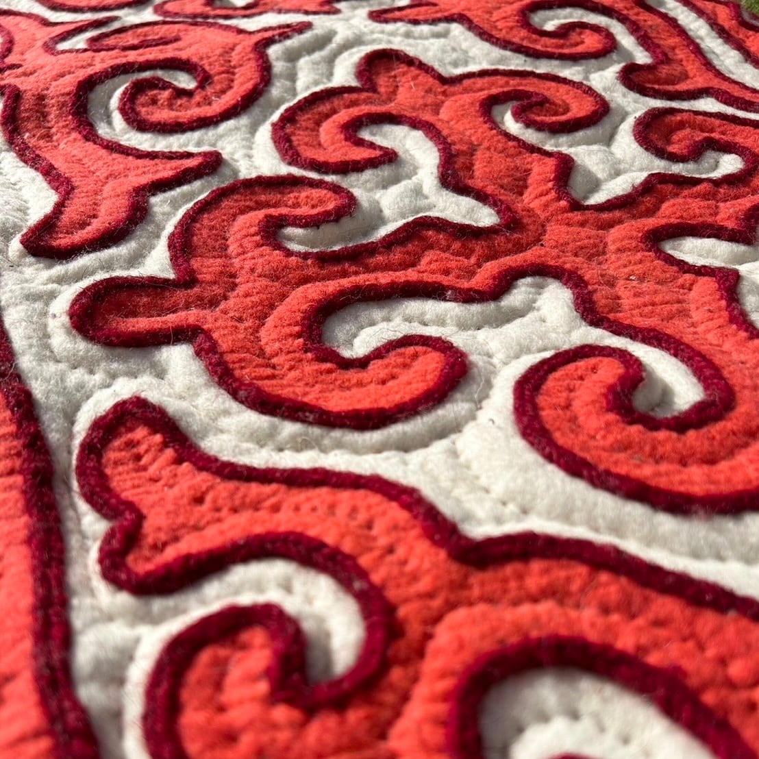 天然キルギス産ウール】シュルダック ピンク 送料無料 | ОЙМО -オイモ-