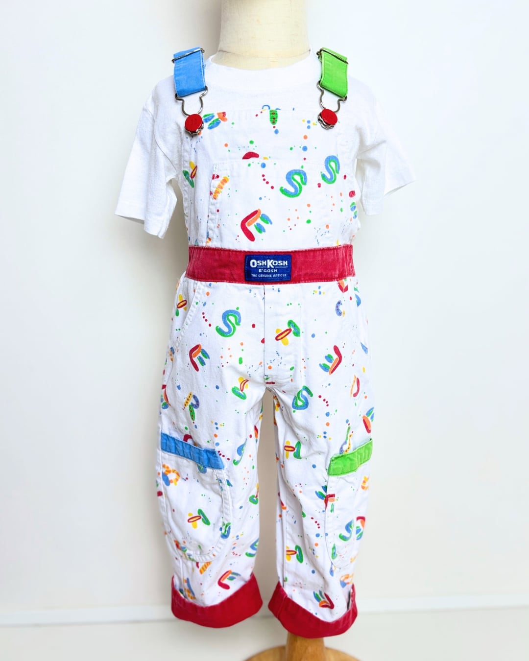【18-24m相当・vintage】USA製 OshKosh アルファベット柄オーバーオール