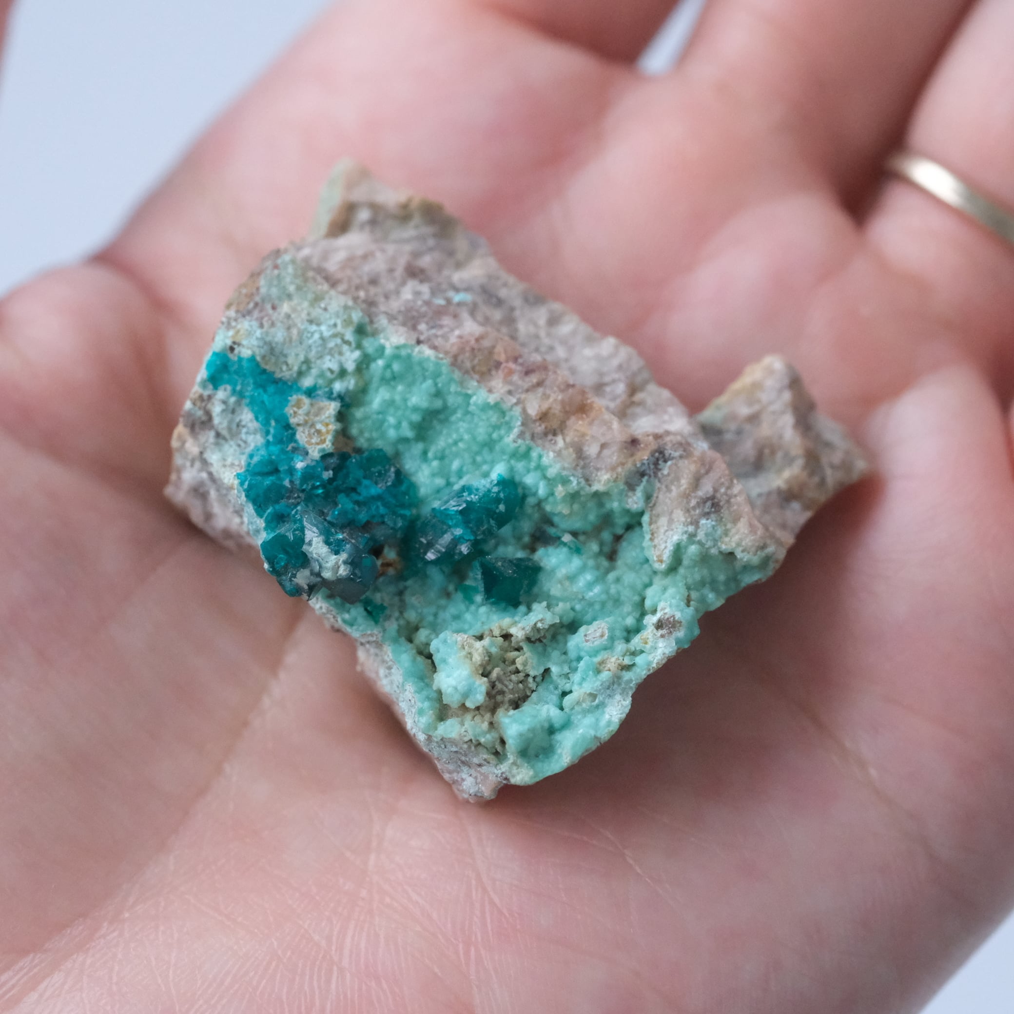 ダイオプテーズの原石 〇 翠銅鉱（すいどうこう） | ふれる