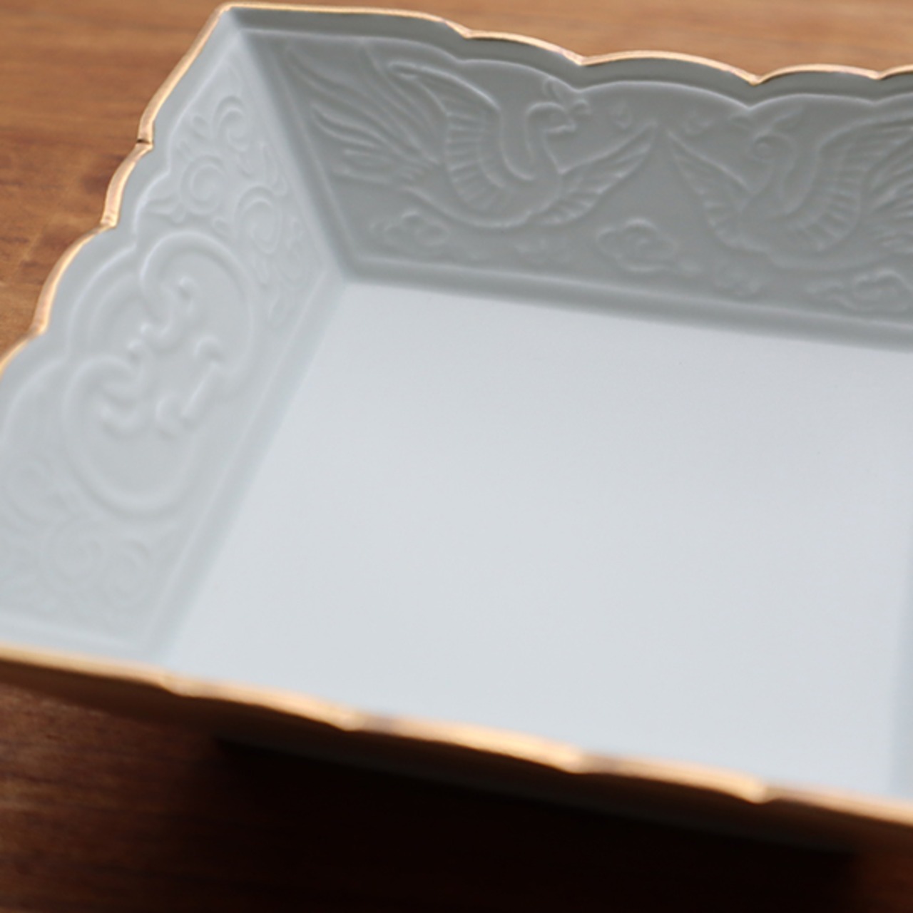 有田焼　練渕金ほうおう彫向付 33-054