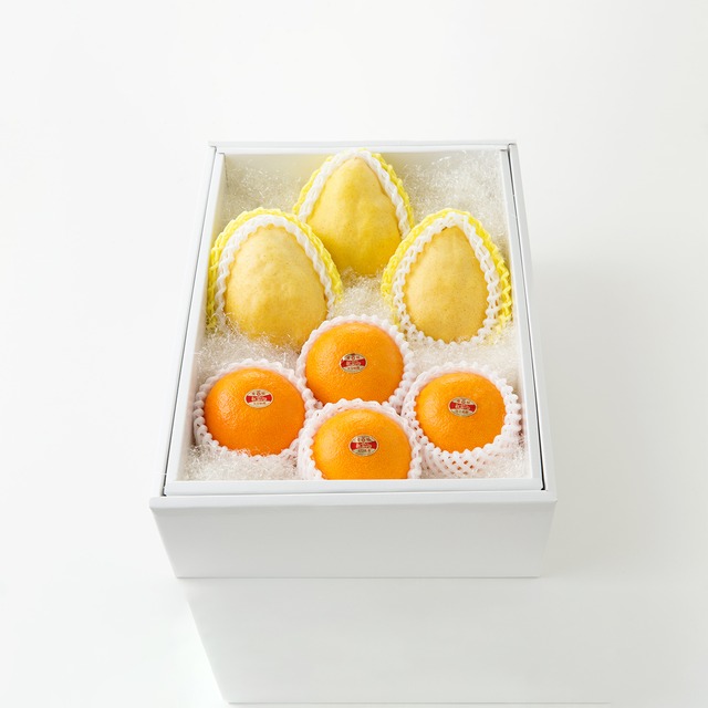 新潟産ル・レクチェと愛媛産紅まどんな