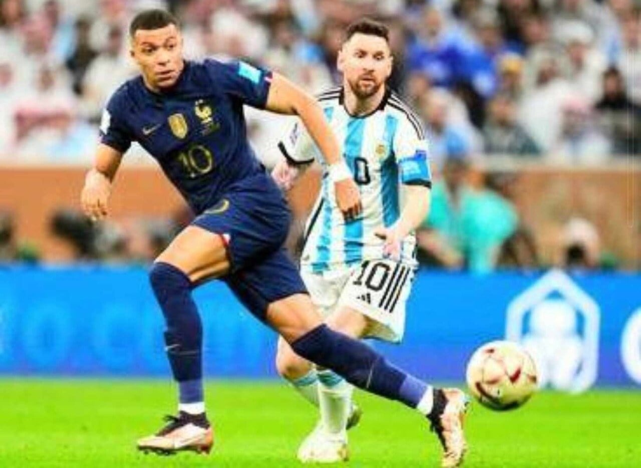 2022ワールドカップ決勝 フランス代表 エムバペ ユニフォーム（H