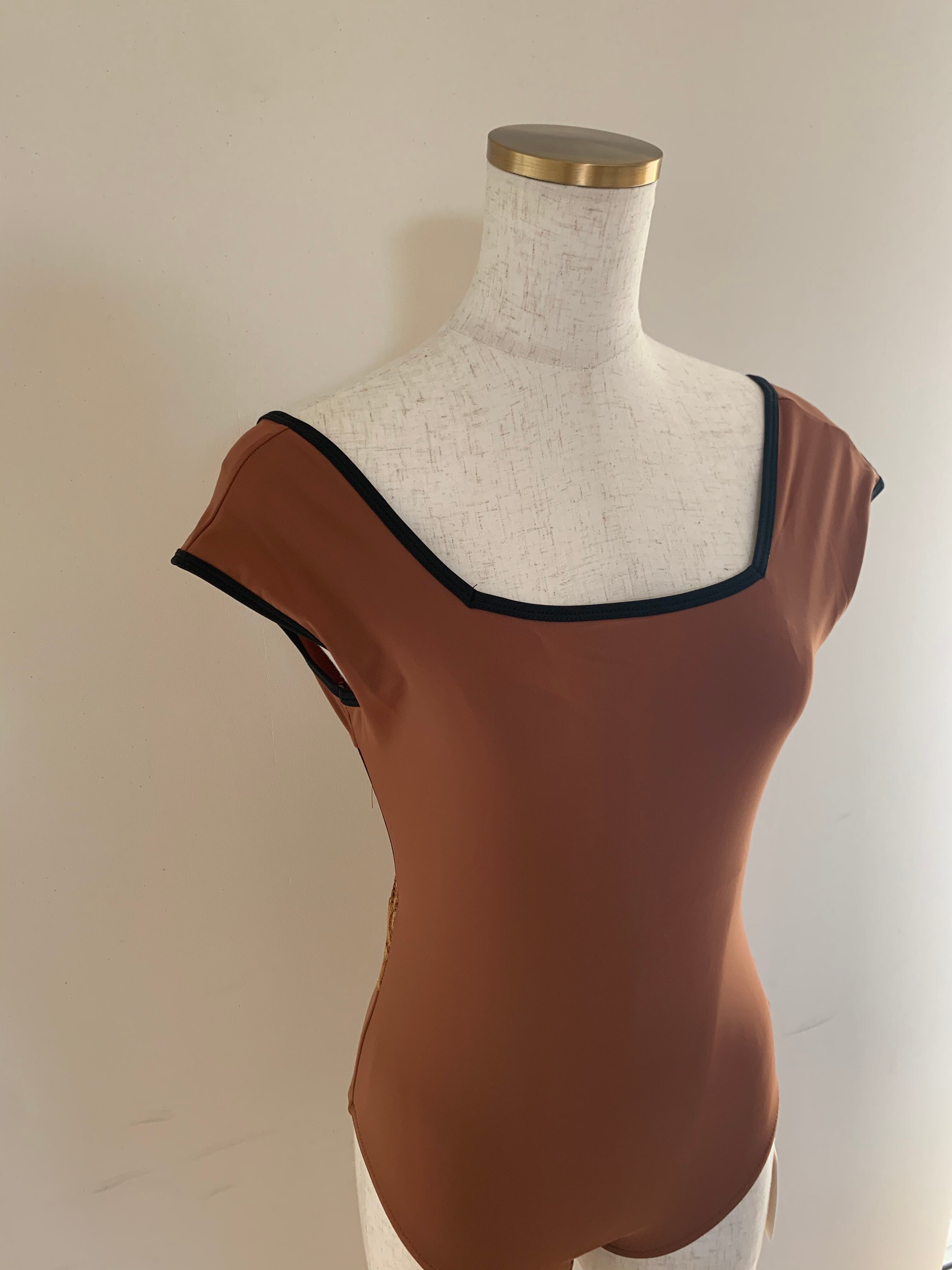 テラコッタブラウン クラシカルレース バレエレオタード | バレエ