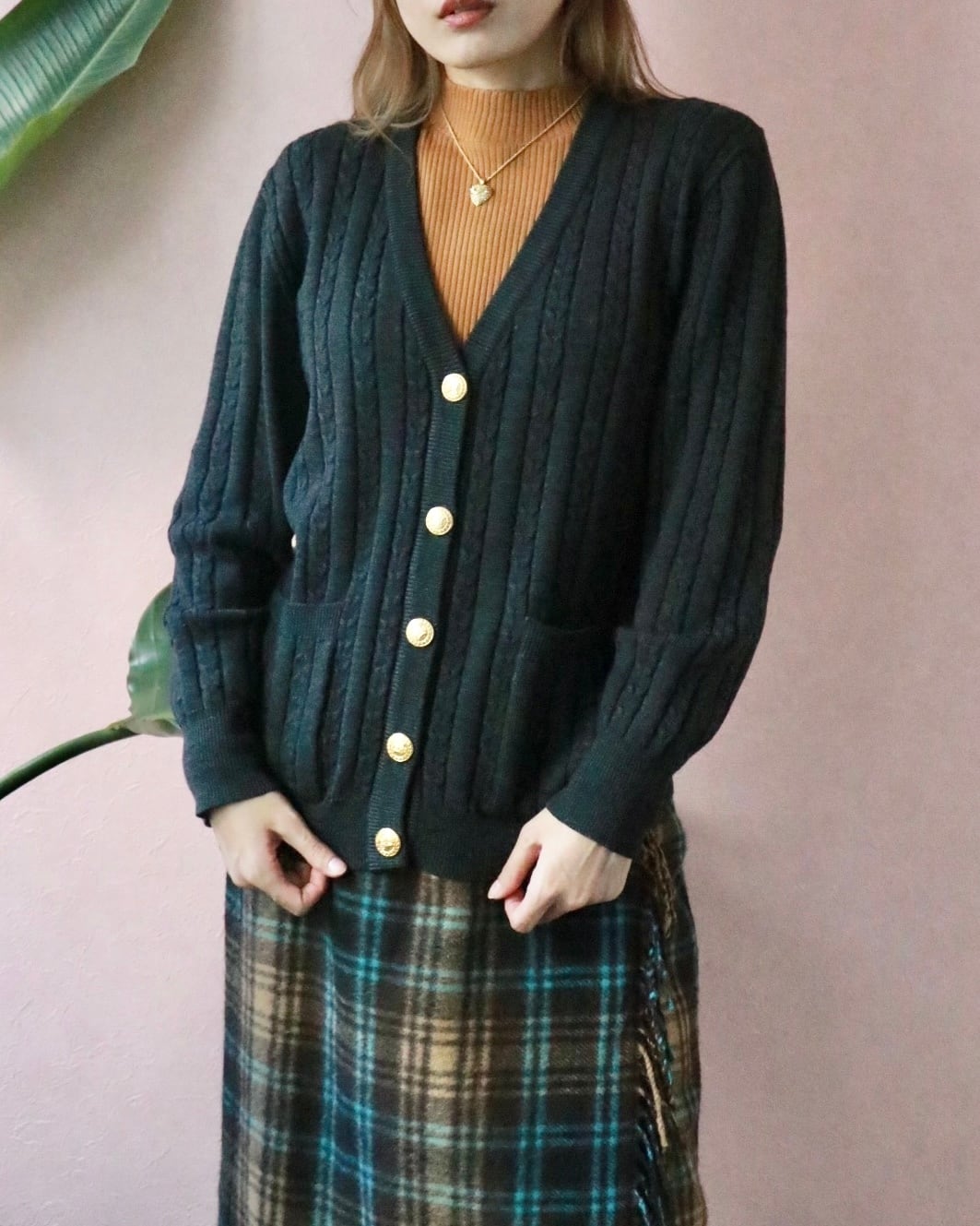 CELINE ダークグリーン 黒 ニットカーディガン CELINE ダークグリーン 黒 ニットカーディガン ニットカーディガン