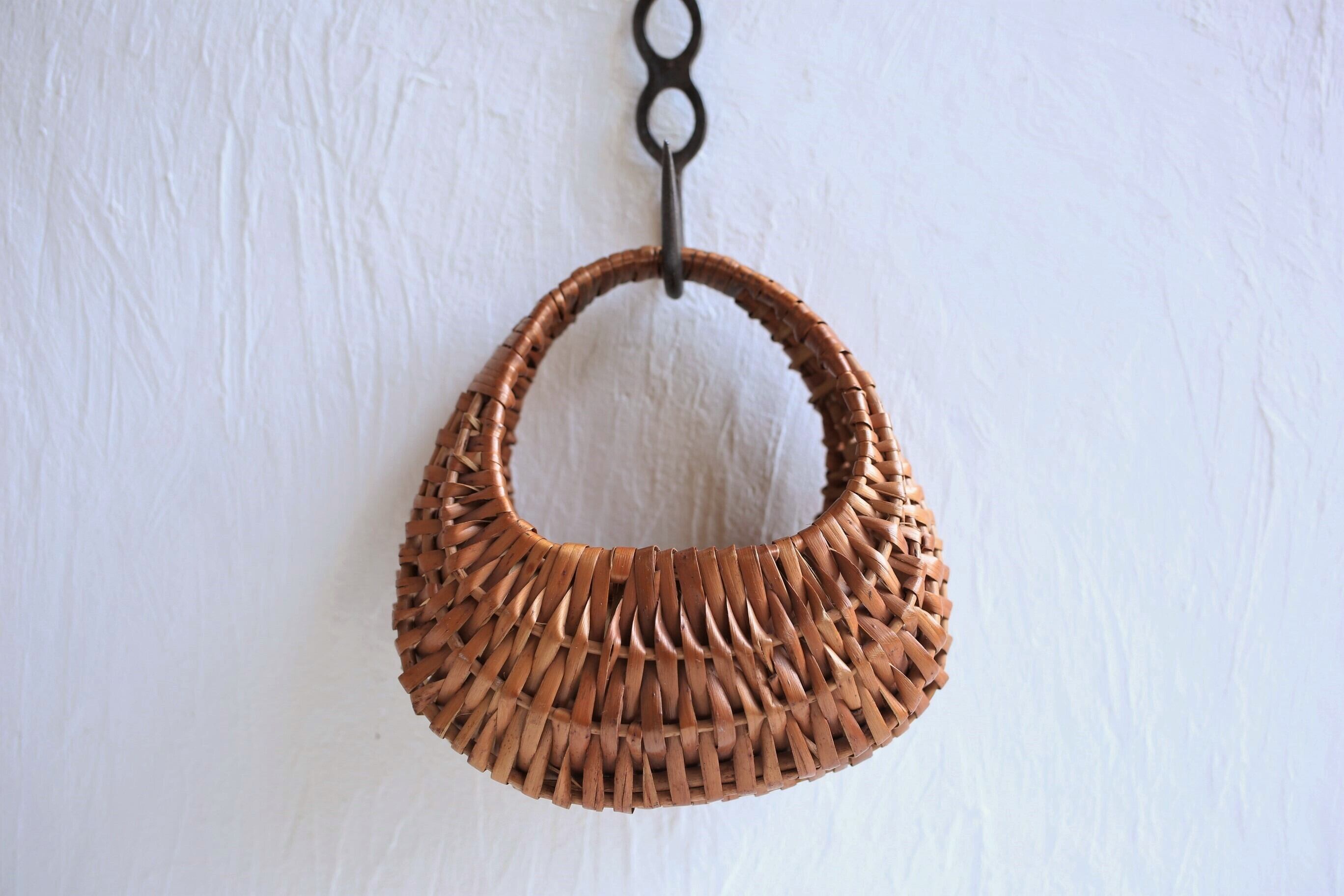 フランス アンティーク ヴィンテージ 壁に掛けやすい小さなパニエ N-01239