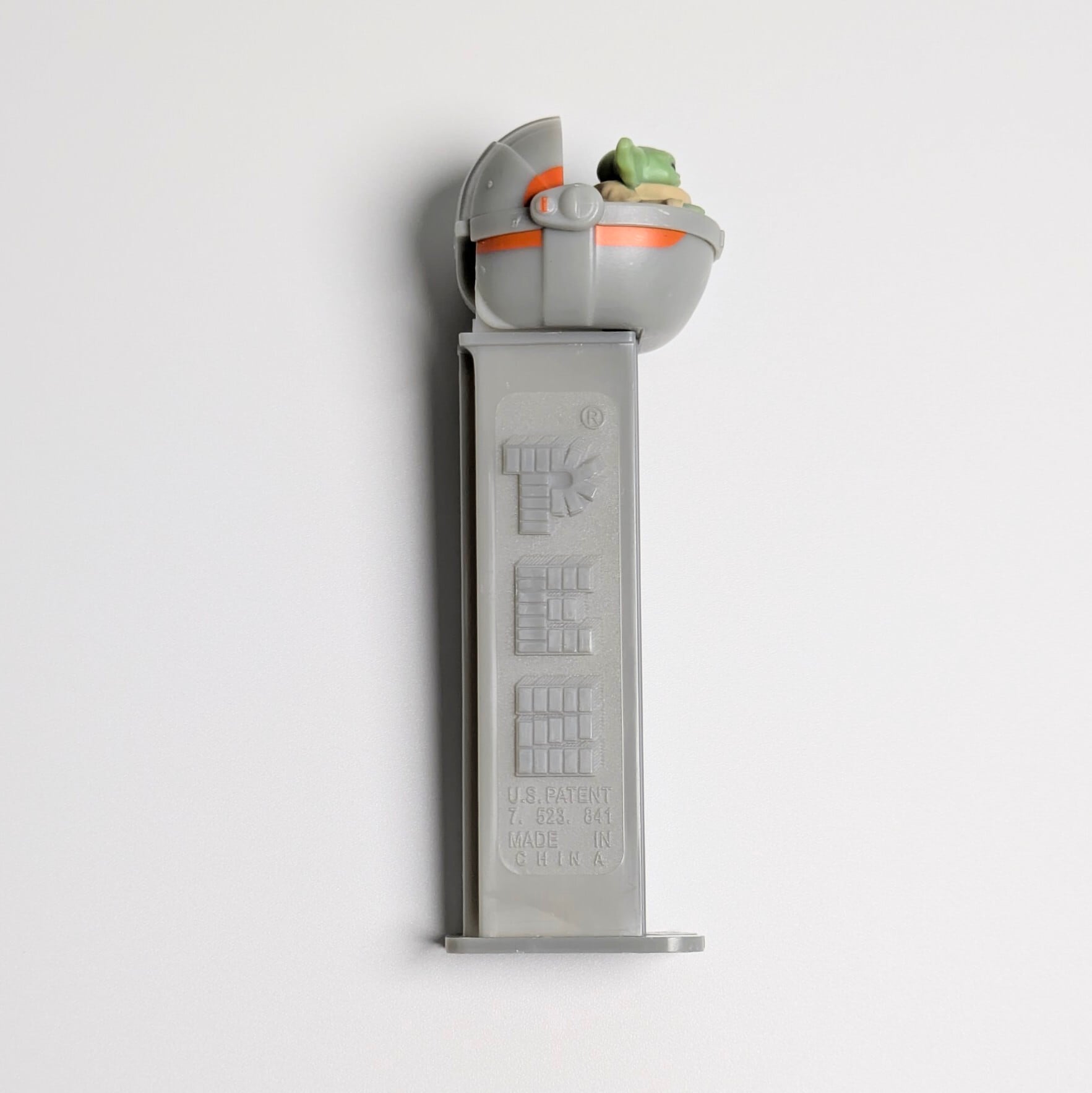 ☆ VINTAGE2000年代ー ☆【 STARWARS / マンダロリアン ) 】PEZ