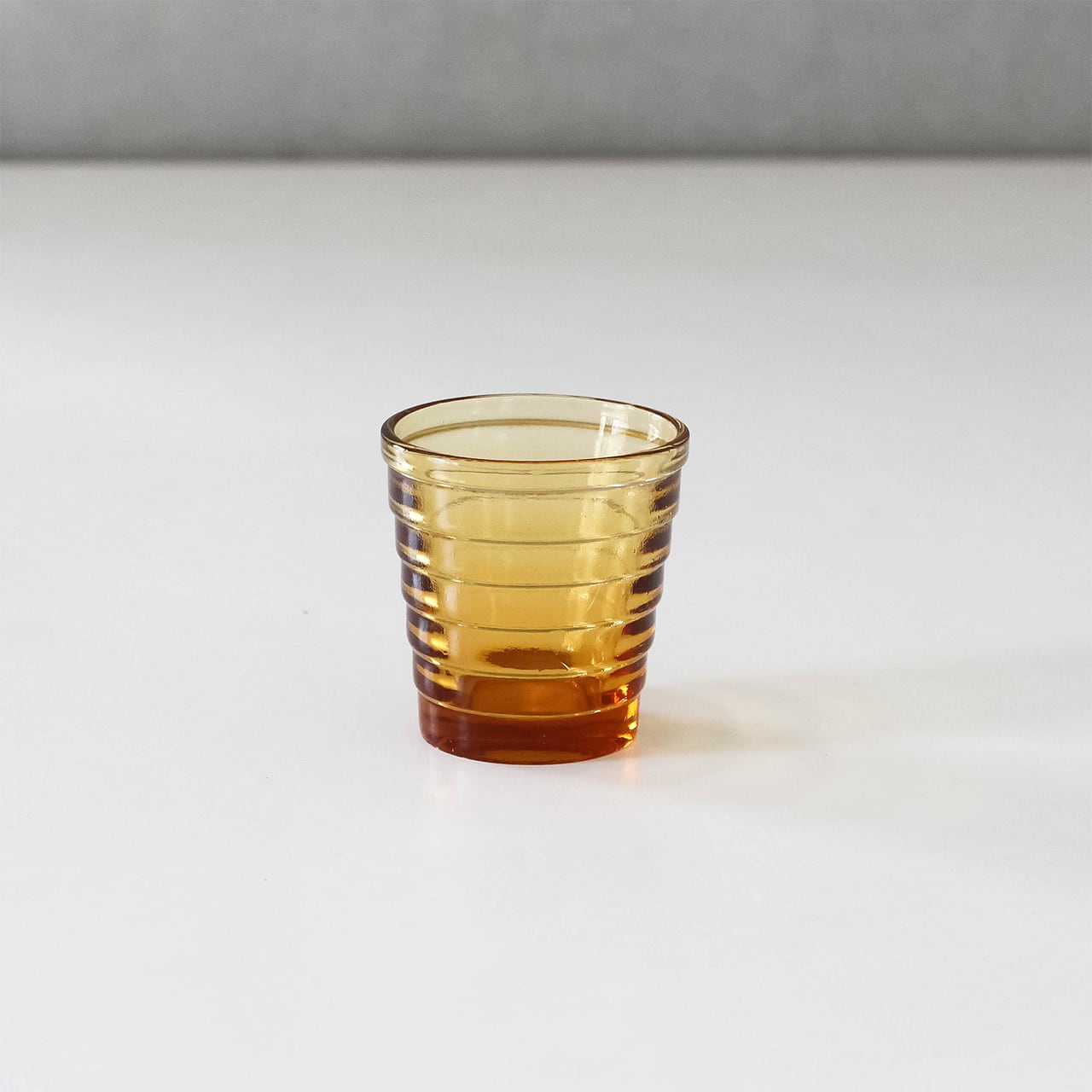 グラス・カップ・酒器 AINO AALTO Karhula LIGHT BROWN PAULIG fit=scale-down,w=1200