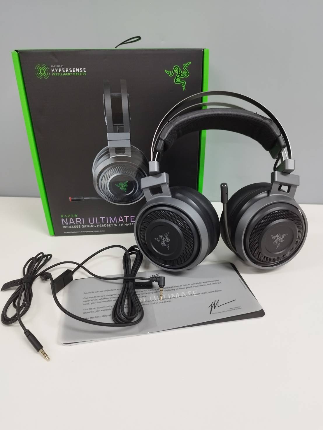 Razer Nari Ultimate RC30-0267/ワイヤレスゲーミングヘッドセット