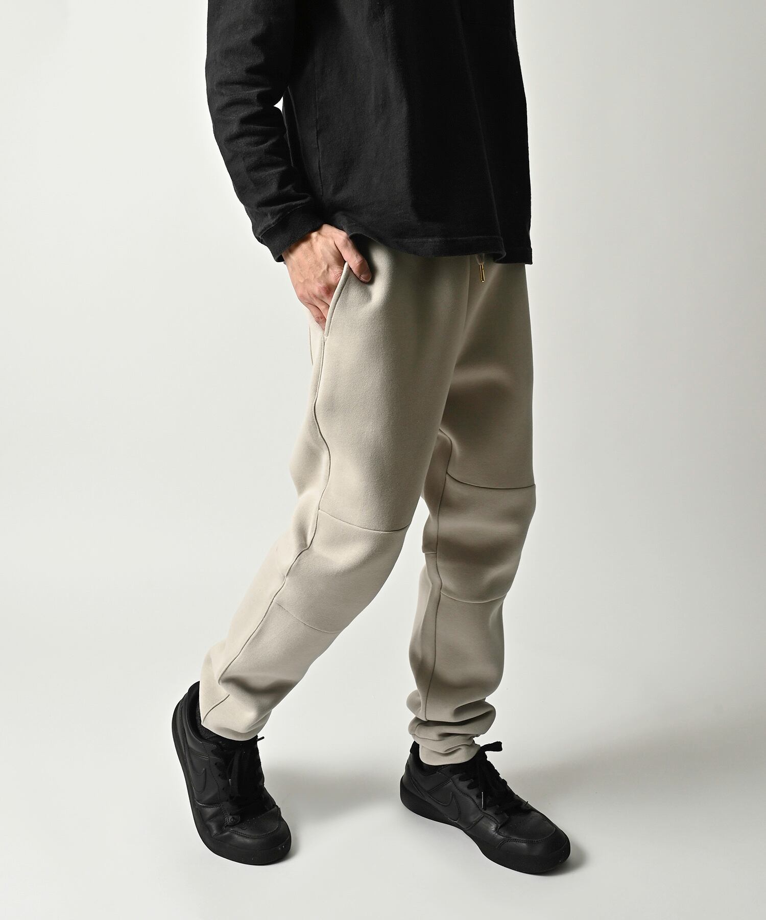 satin jogger pants 落ち着け beige pois ポワ 新品未使用
