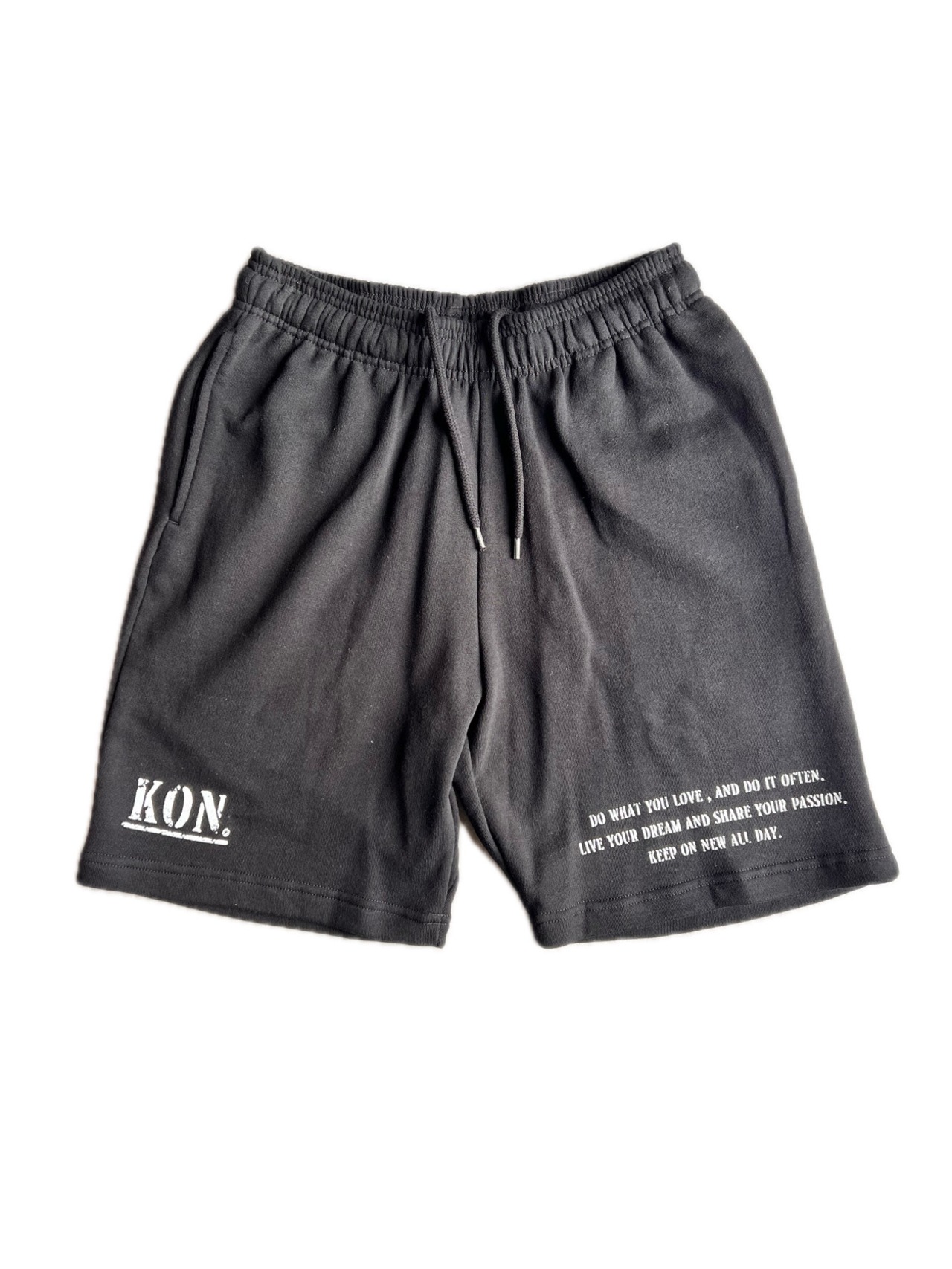 KON. SHORT PANTS