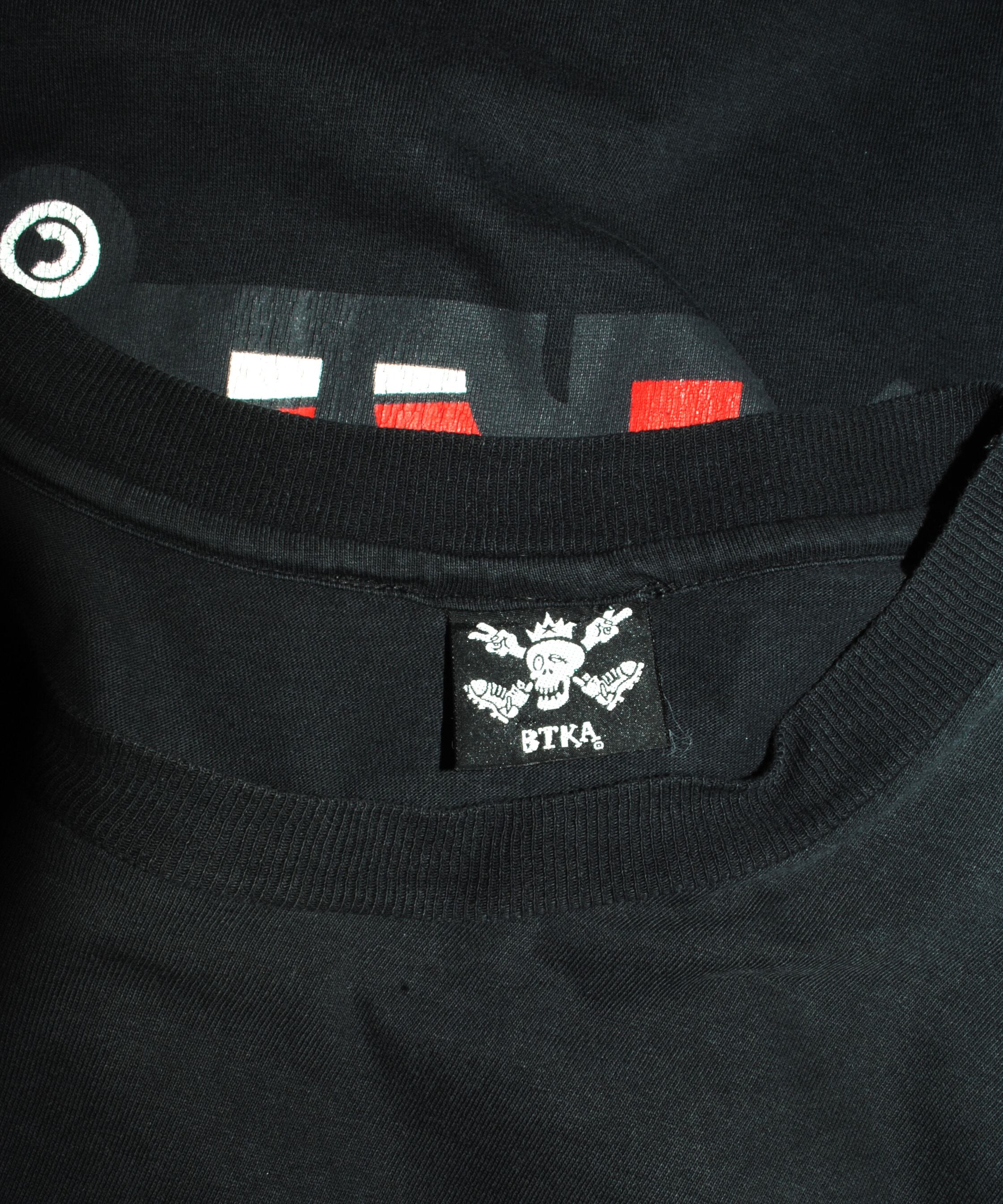 Born To Kick Arse』 90s UK vintage T-shirt | excube.e_shop