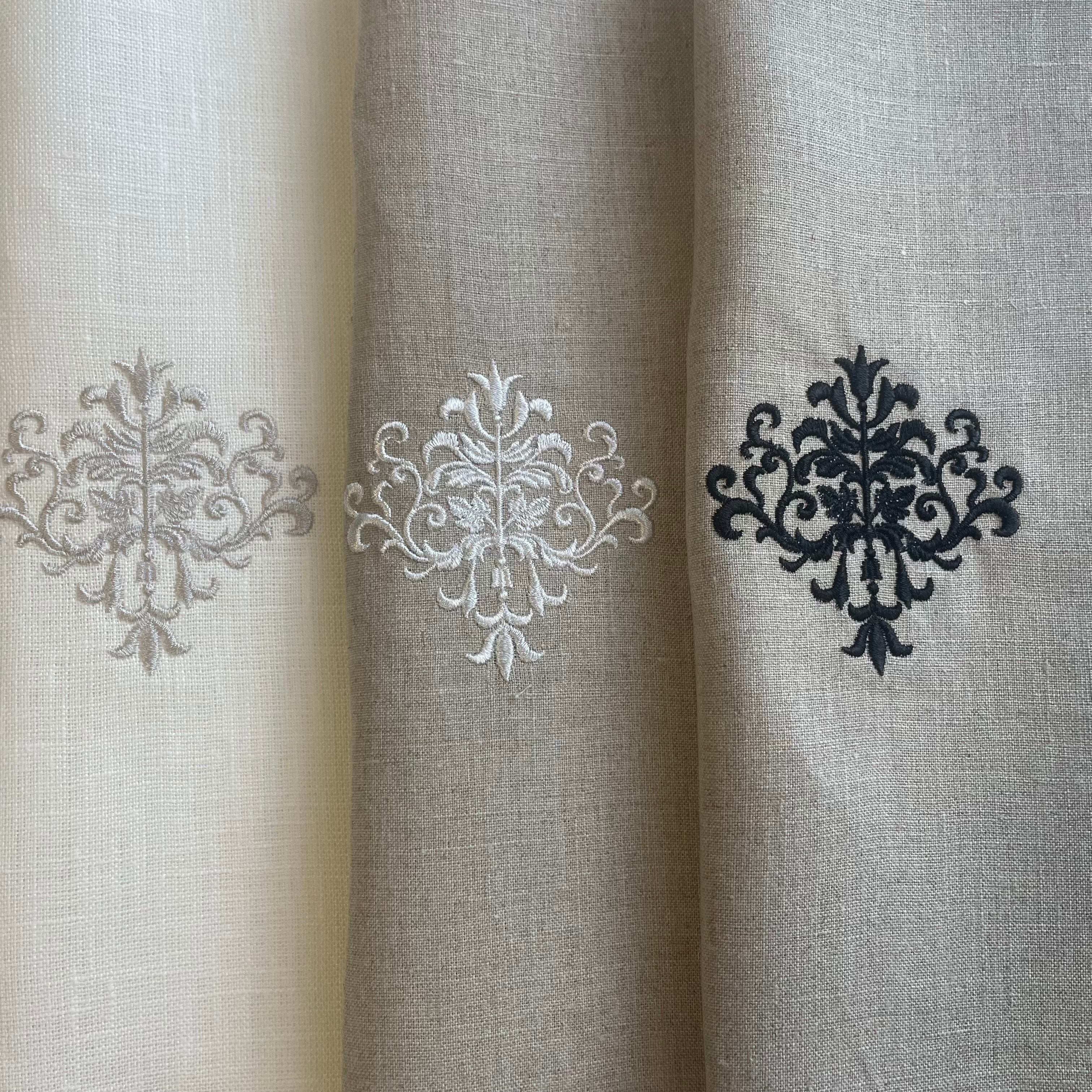 ダマスク柄のトルソー fit=scale-down,w=1200