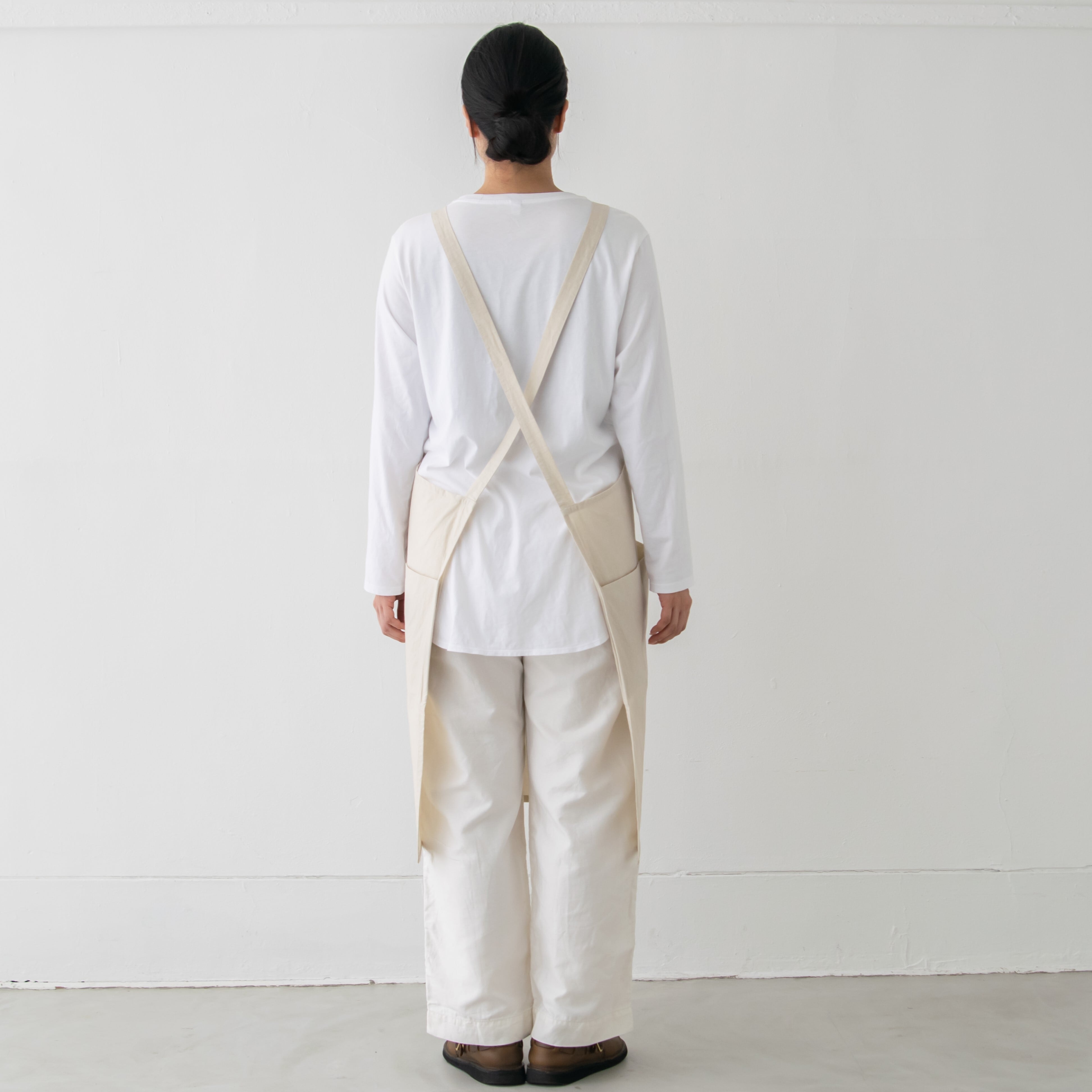 バッククロスチムニーエプロン DR / backcross chimneyapron DR / ecru