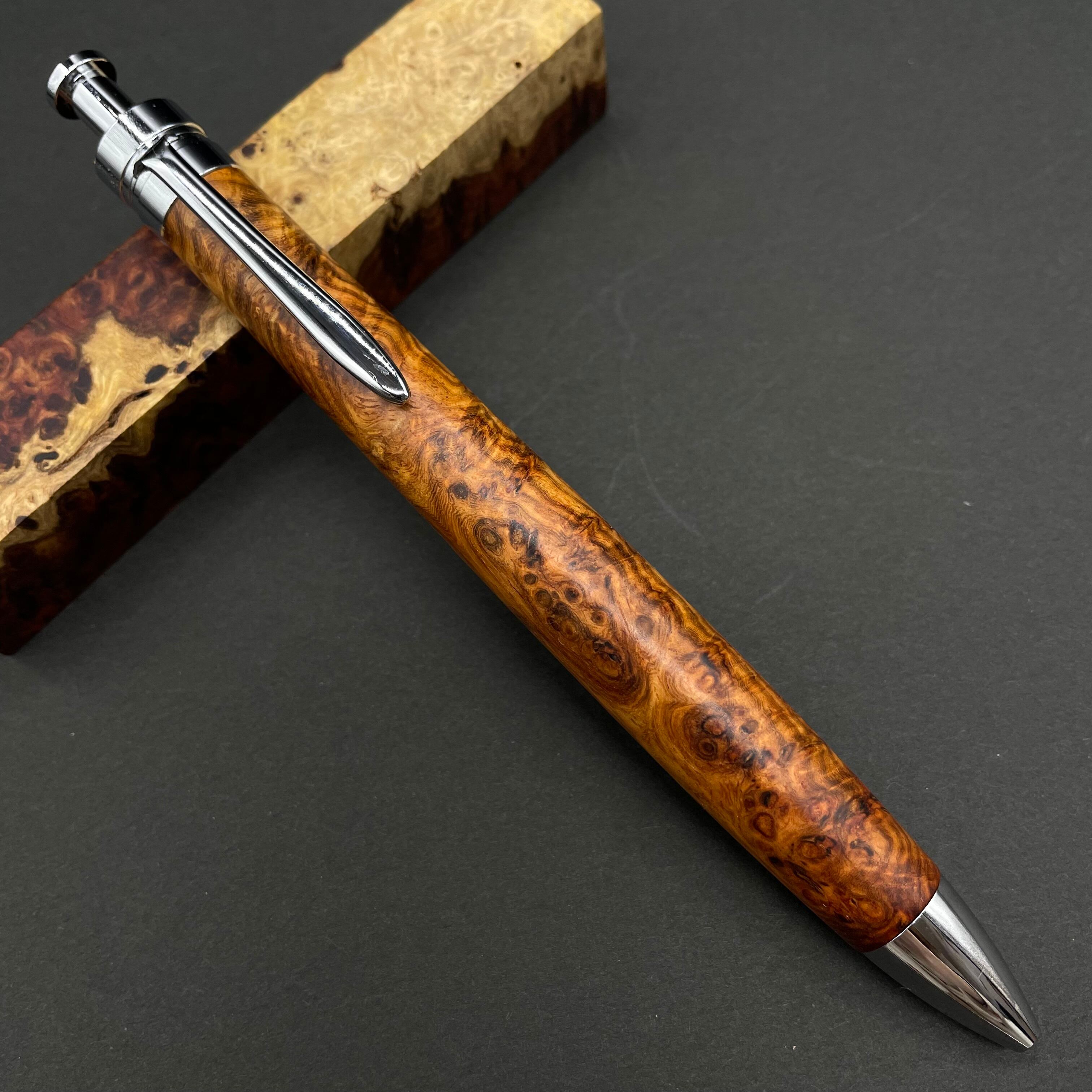 特上 ココボロ瘤 ハンドメイド 木軸ボールペン G2 天然木 ブラック 木