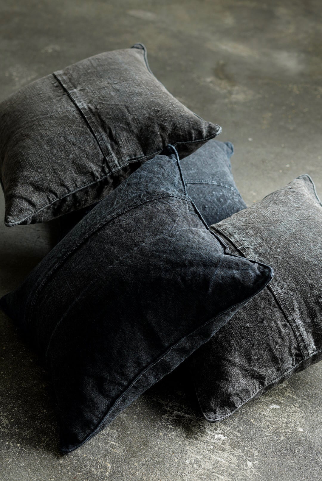 YVES ANDRIEUX - CUSHION (VINTAGE ITALIAN ARMY HEMP)