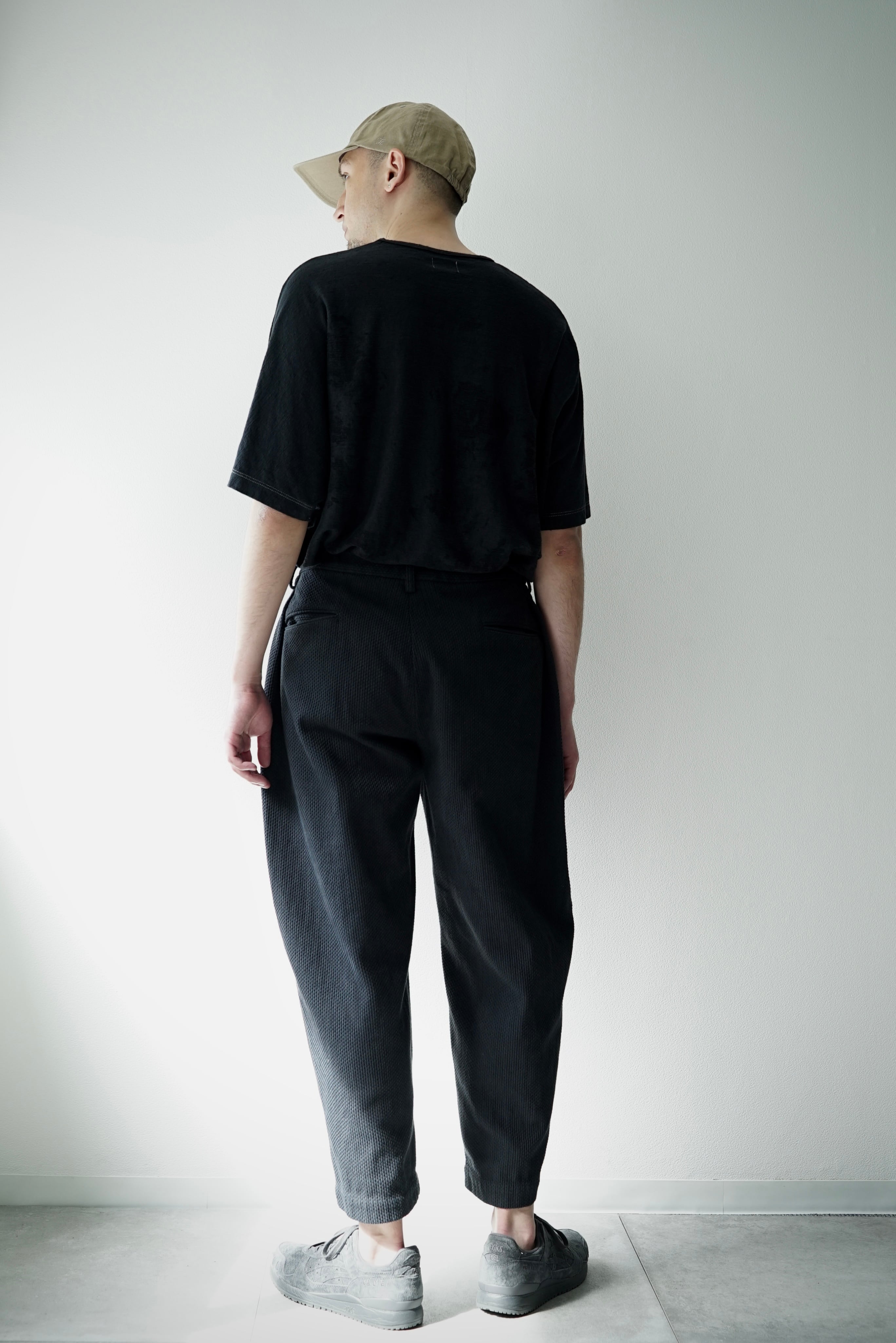 Sashiko / W-Tuck Pants（BLACK） | C O L I N A