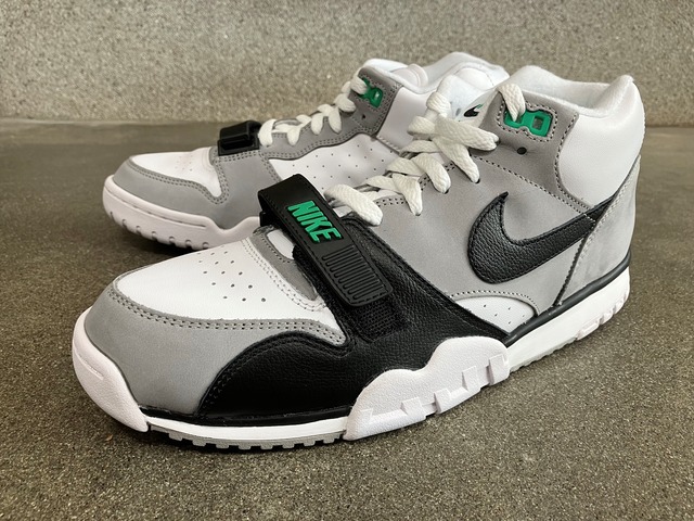 NIKE AIR TRAINER 1 (WHITE/BLACK-MEDIUM GREY)