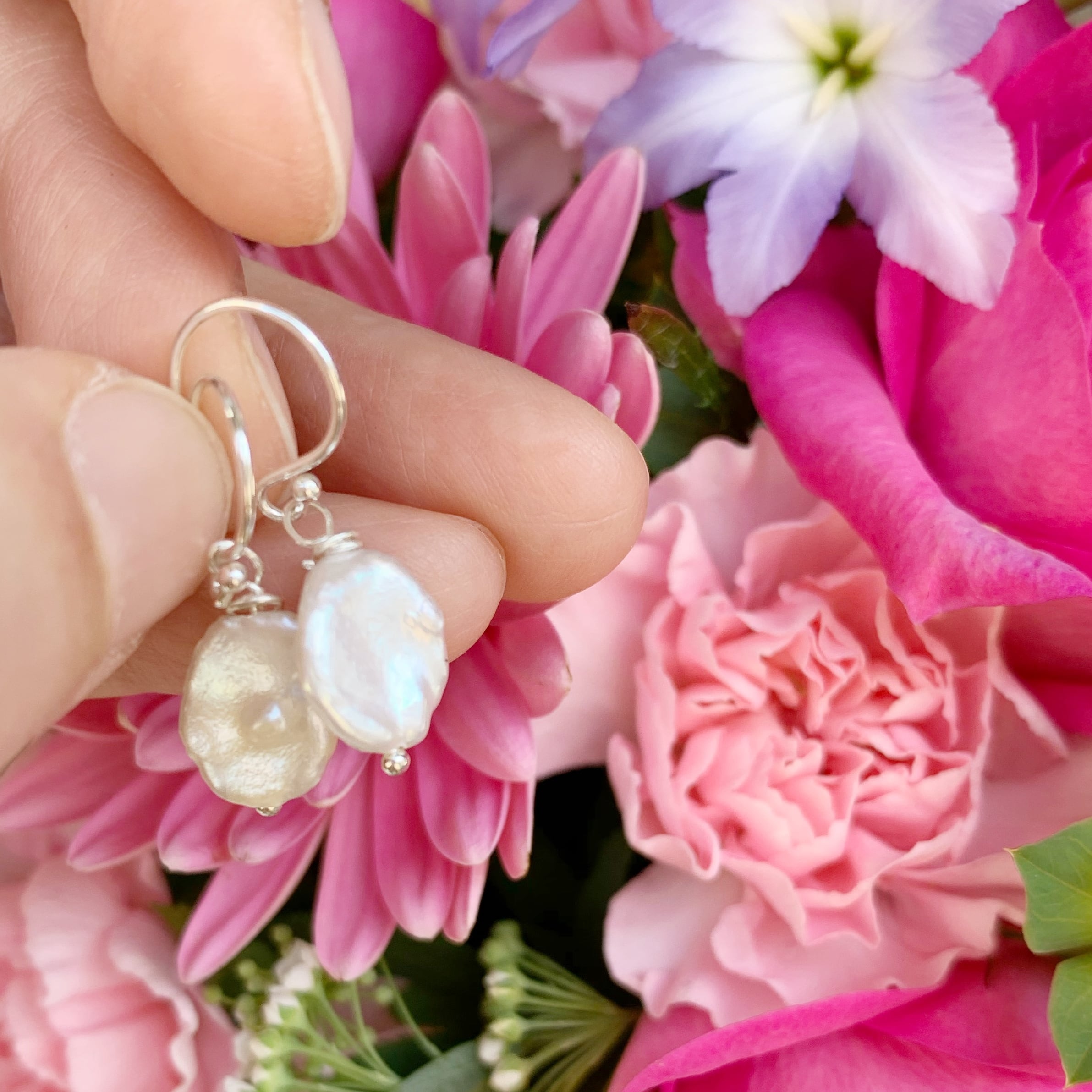 三日月屋様 リクエスト 4点 まとめ商品　バロックパールピアス　3粒パールピアス 三日月屋様 リクエスト 4点 まとめ商品 バロックパールピアス 3