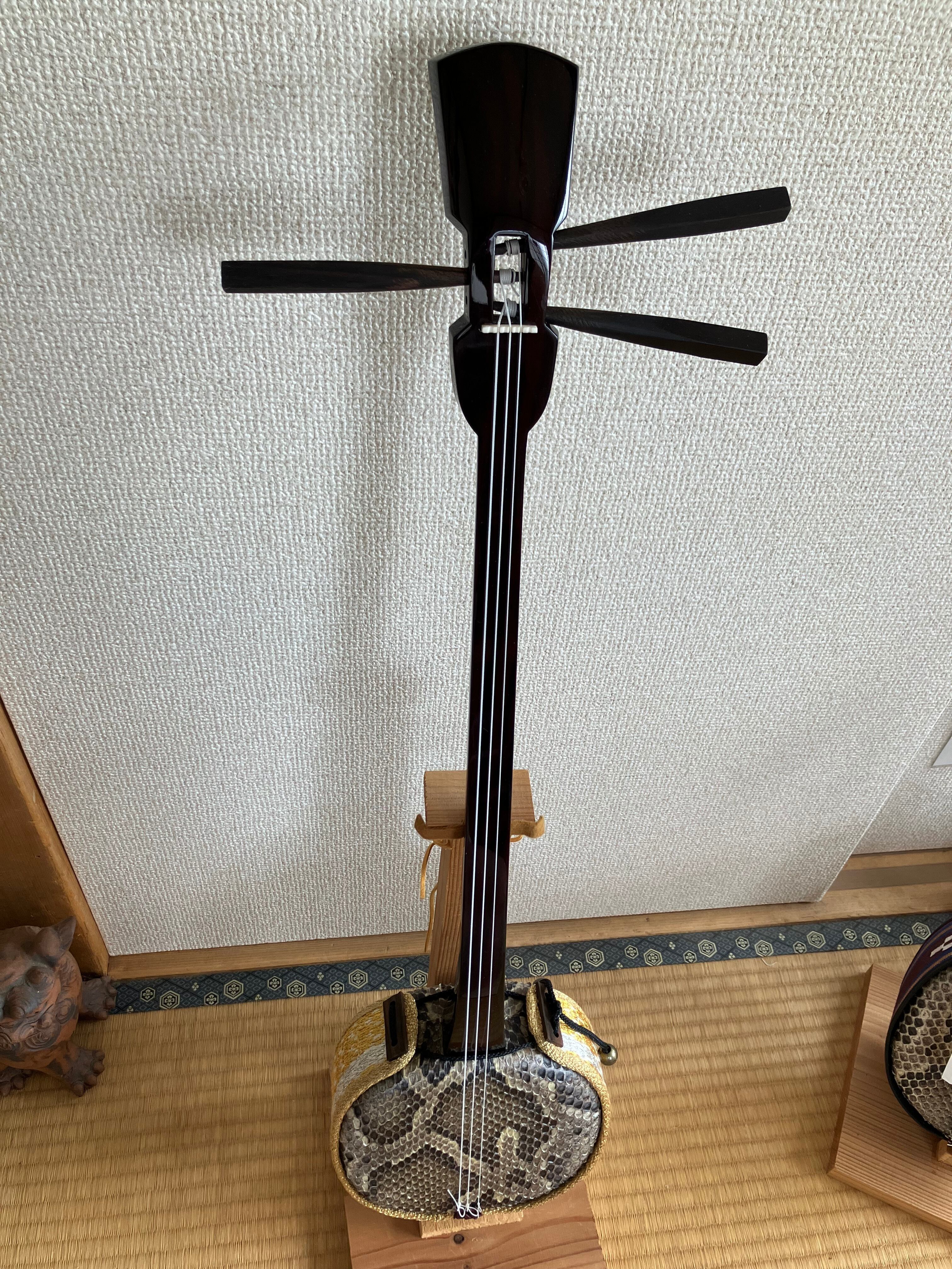 クオレ三線工房えぞ三弦