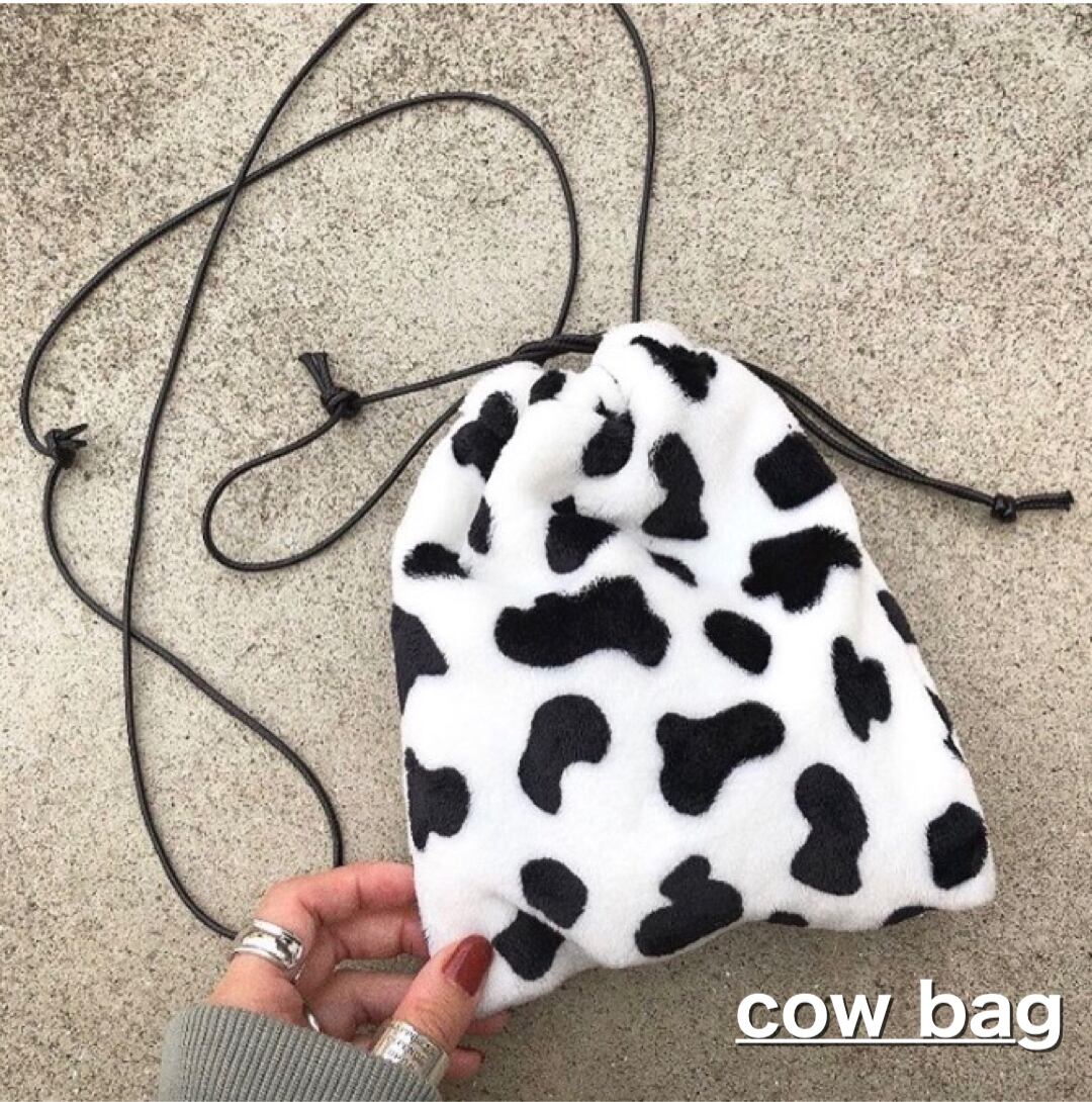 牛柄巾着 bag