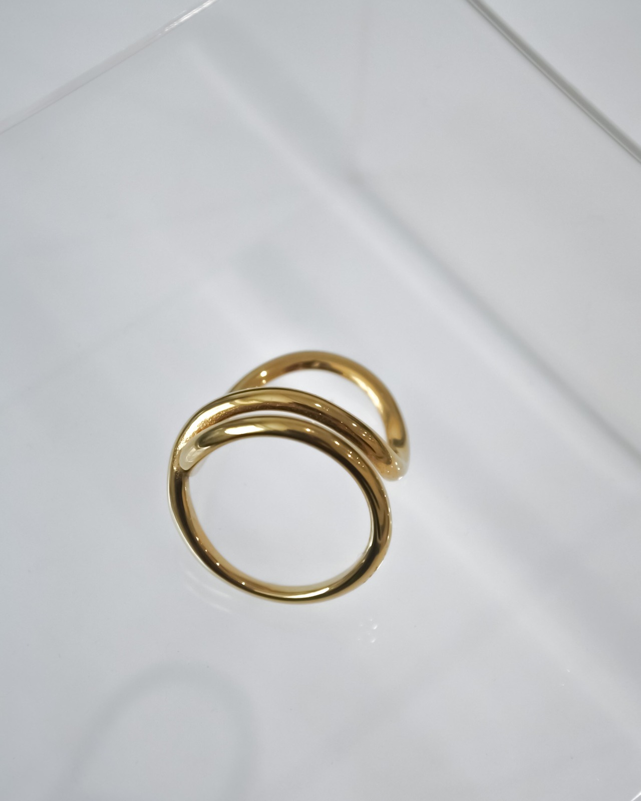 twist hoop ring
