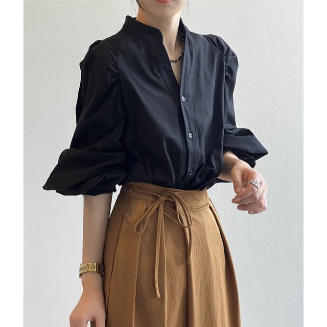 【スタンドカラープリーツパフスリーブシャツ】P00175