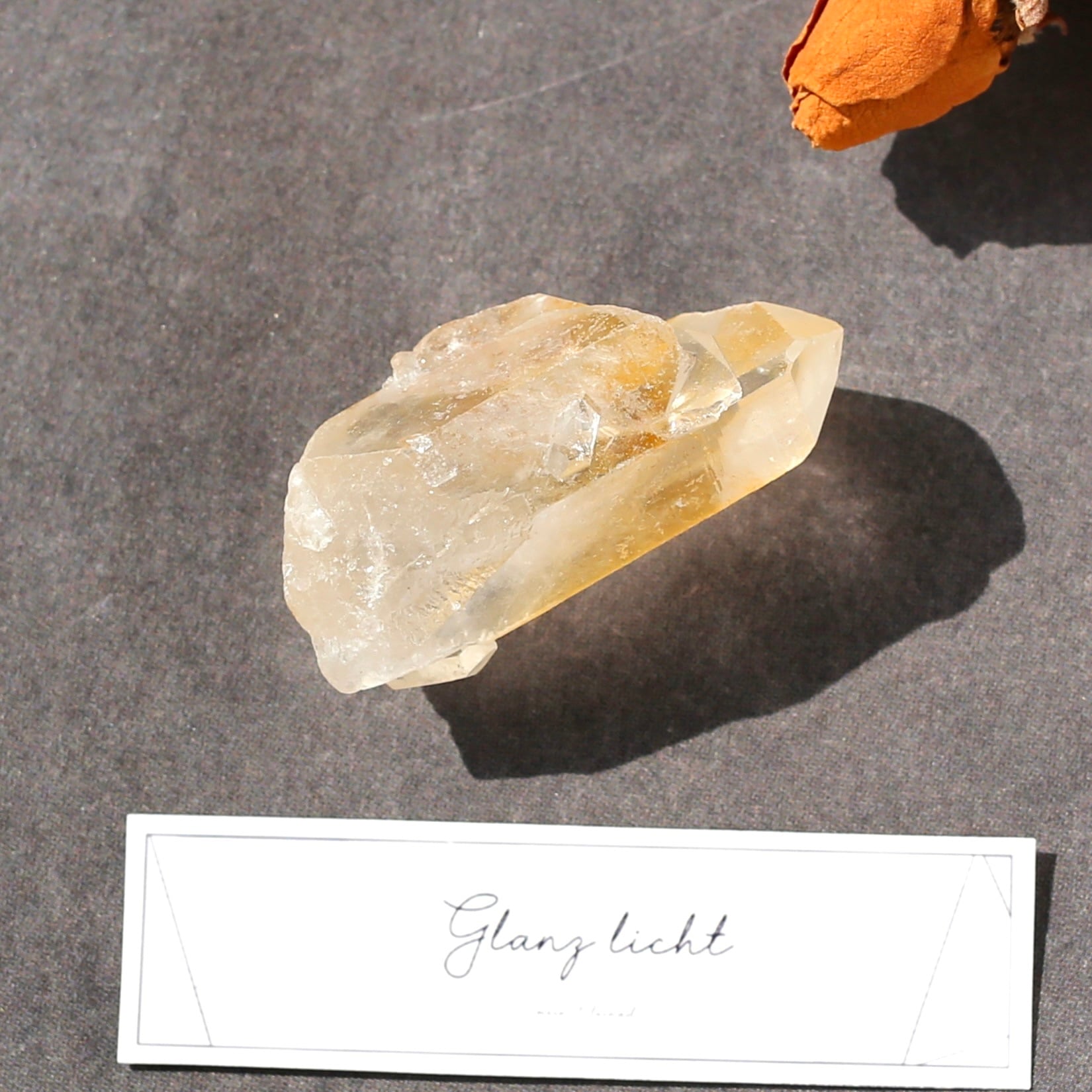 ゴールデンヒーラー クォーツ 原石 水晶 鉱物 希少石 天然石 | glanz licht