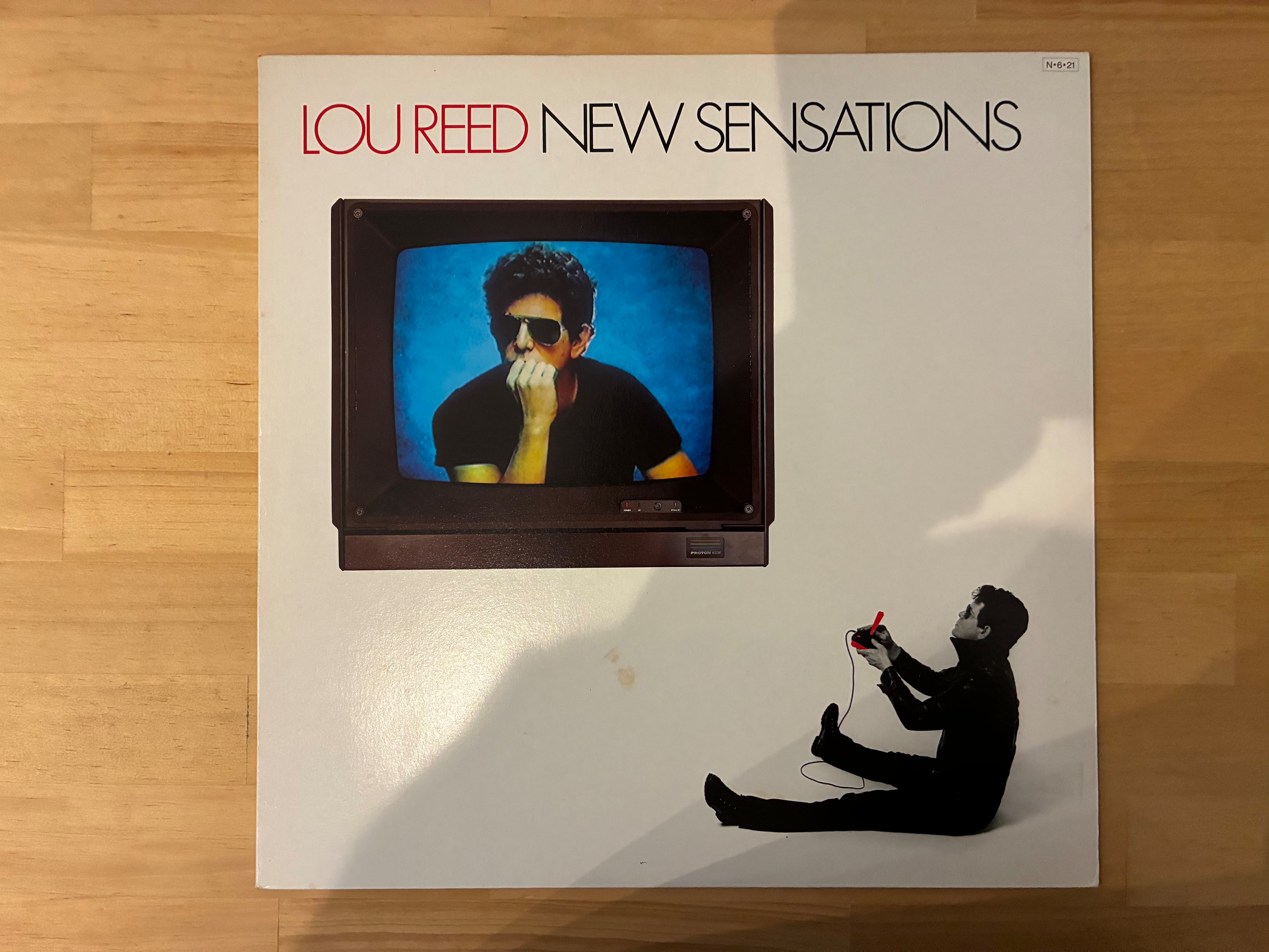 LOU REED / NEW SENSATIONS | sixteen records (シックスティーンレコード)