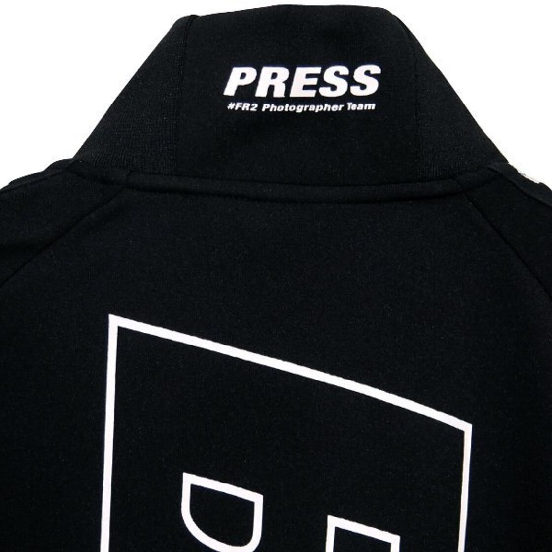 エフシーレアルブリストル F.C.Real Bristol アウター x #FR2 エフ 