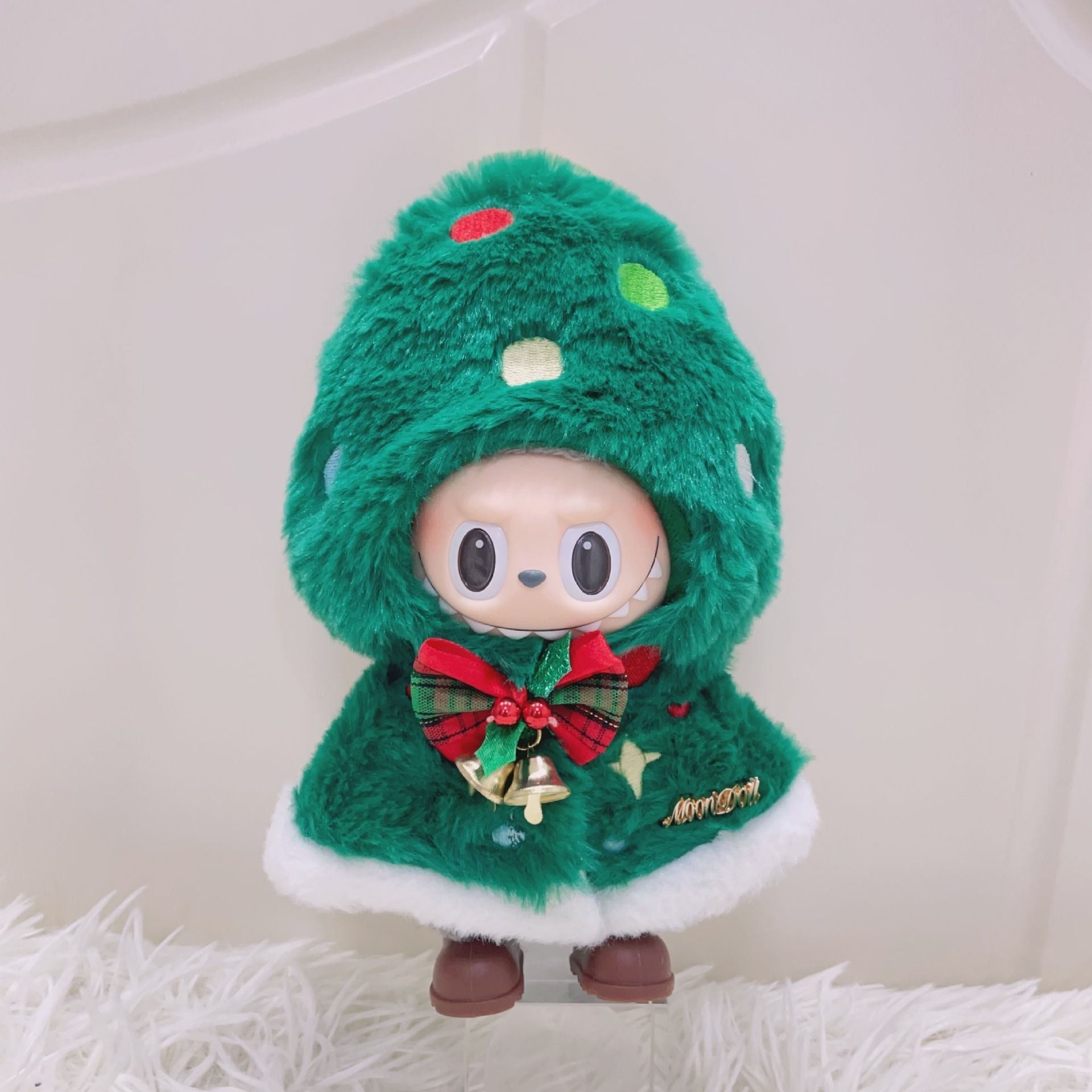ラブブがサンタに！トナカイに！雪だるまに！♡ クリスマスの着せ替え