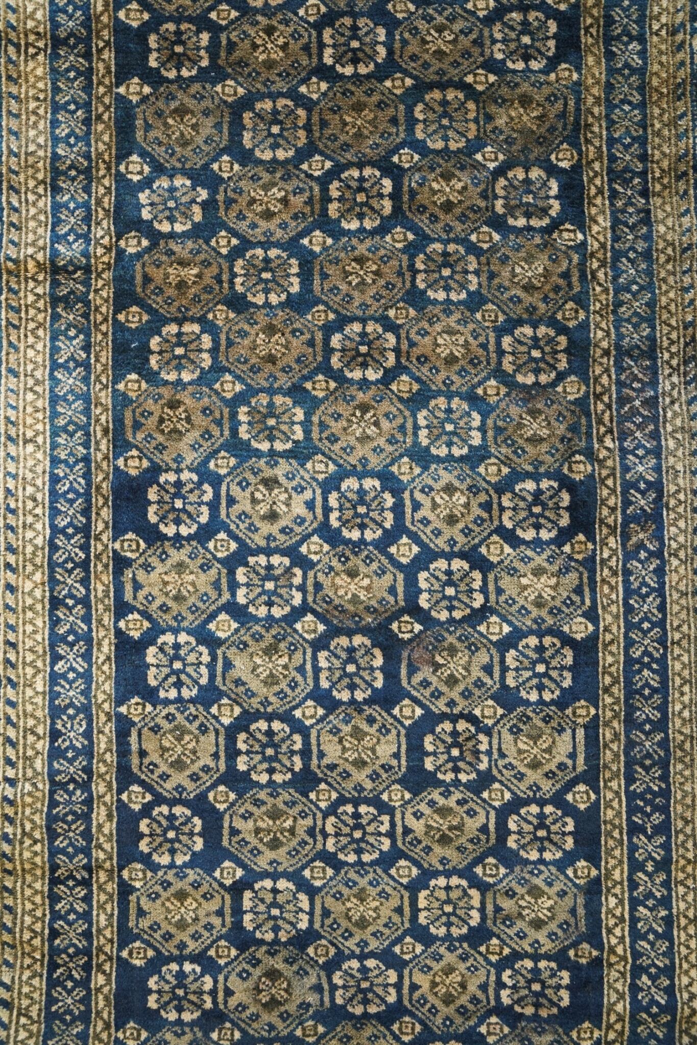 1558-Vintage Baluch rug