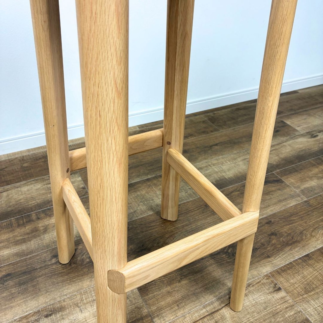 KARIMOKU NEW STANDARD ARCHIVE BARSTOOL HIGH カリモクニュースタンダード アーカイブ バースツール ハイ カウンターチェア バーチェア デザイナーズ家具 ナチュラル ピュアオーク【中古】【200サイズ】