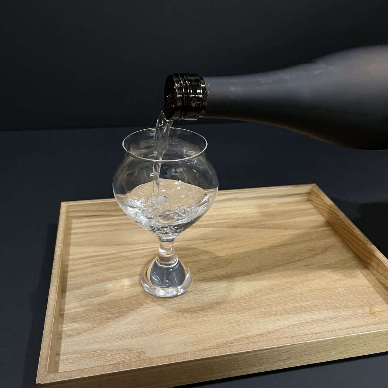 日本酒を楽しむガラスの酒器》es Stem01<華>|KIMOTO GALASS 日本酒を楽しむガラスの酒器》es Stem01<華>|KIMOTO GALASS