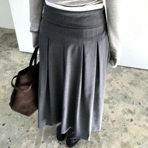 Side Slit Pleats Skirt 502334