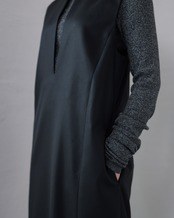 itochi - shuttle loom fabric keyneck jumper skirt / black