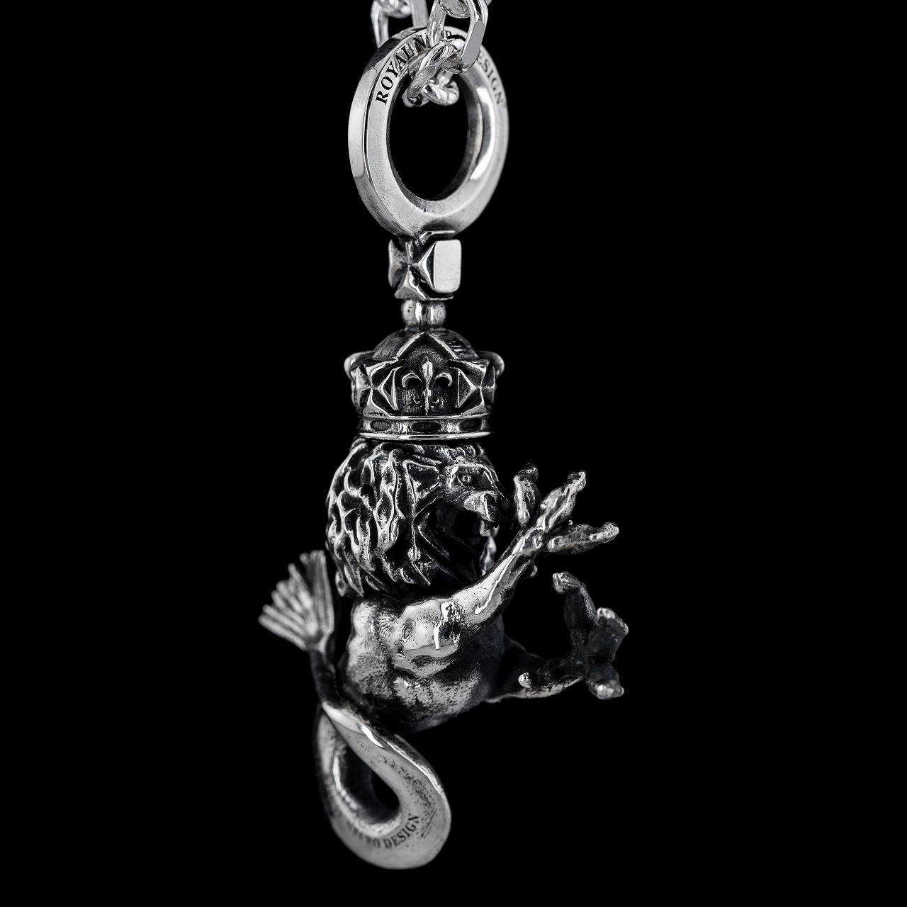 クラウンレオペンダントトップ オールシルバー