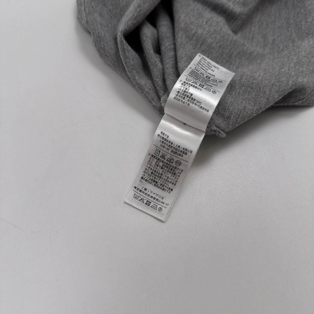 LACOSTE ラコステ 銀ワニ 刺繍 Vネック 半袖 Tシャツ カットソー 鹿の子 38/グレー/ファブリカ シルバーワニ