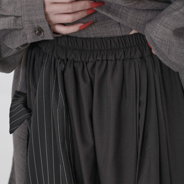 Asymmetric striped balloon pants C1589