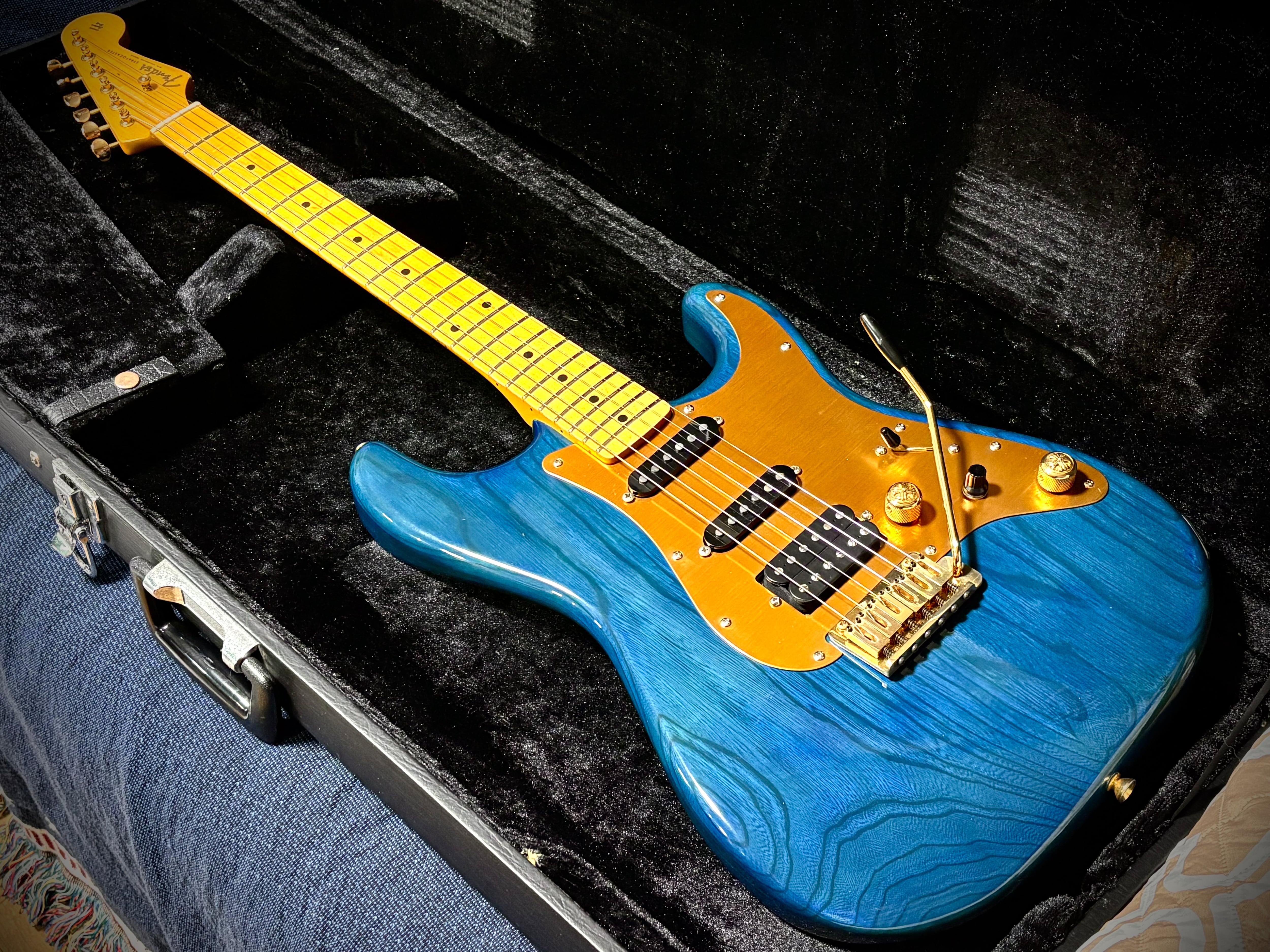 RESTOMOD】80's Tokai BODY / 20's Fender NECK / DiMarzio PICKUPS ST