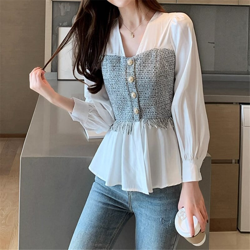 トップス シャツ ブラウス 袖あり 長袖 Vネック スリム シフォン かわいい 大人可愛い きれいめ シンプル カジュアル 大人 上品 おしゃれ お洒落 かっこいい 大人女子 こなれ感 スポーティー ラブリー キュート ガーリー ルーズ クール セクシー 主役級 存在感 甘い 無地 春 秋 10代 20代 30代 レディース 女性用 ママ 通学 デート 女子会 休日 イベント リゾート ホテル ショッピング 着回し 普段使い お揃い 双子 韓国 韓国系 オルチャン ファッション コーデ スタイル 白