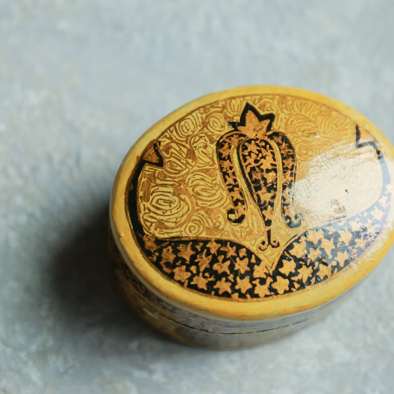 インドから届いた、独創的な模様のペーパーマッシュ | 木と、輝と