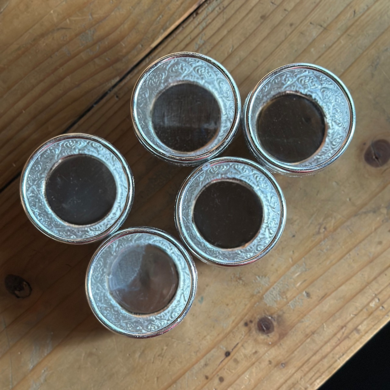 タイの飾りつきアルミボウル　SS  直径約5.5cm