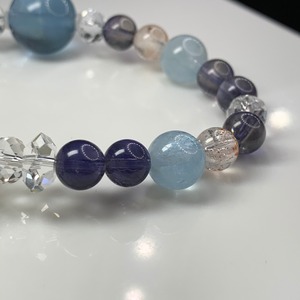 ホワイトラブラドライト×アイオライト デザインブレスレット