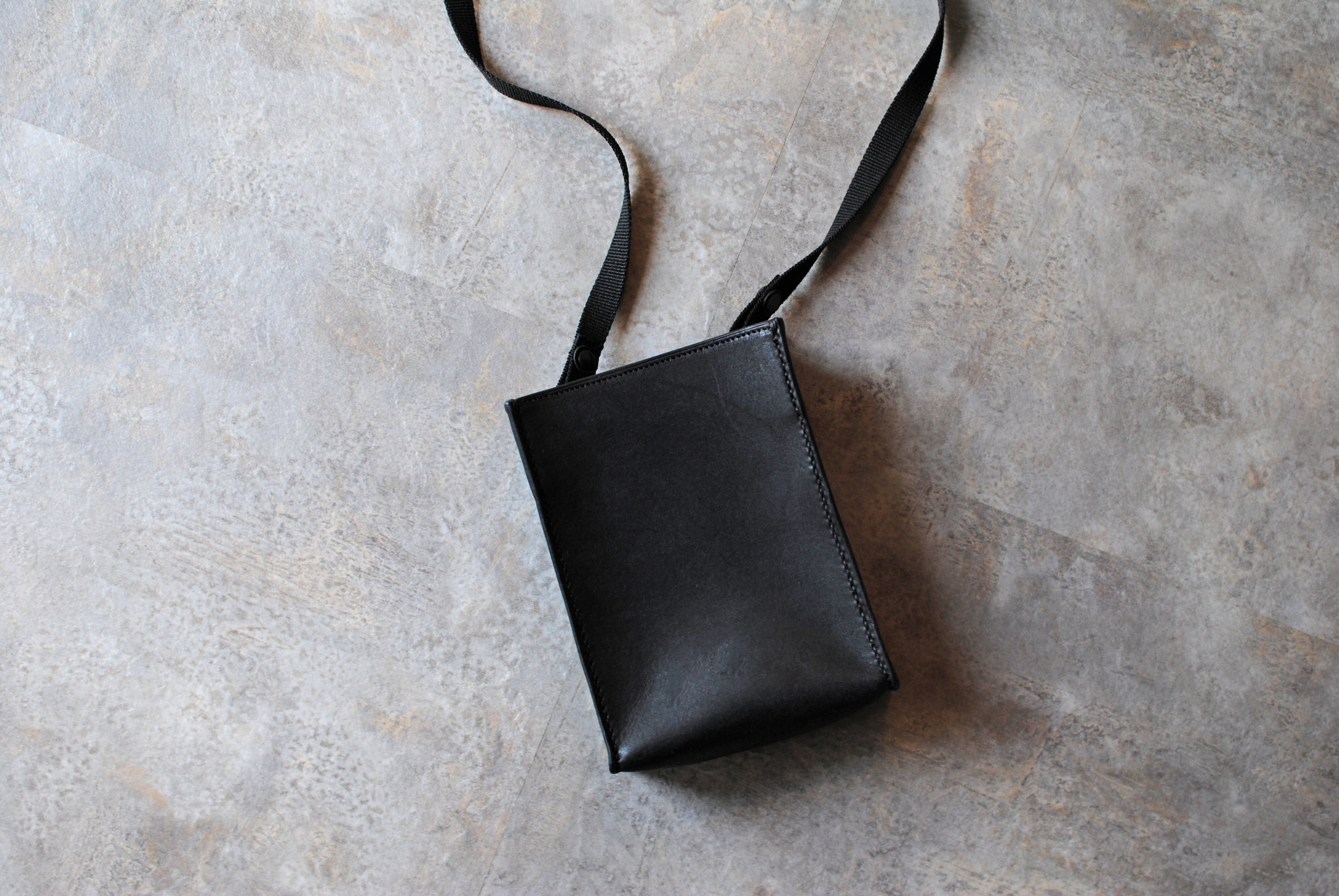 プエブロレザーハンドステッチショルダーバッグ（ba-3） | present